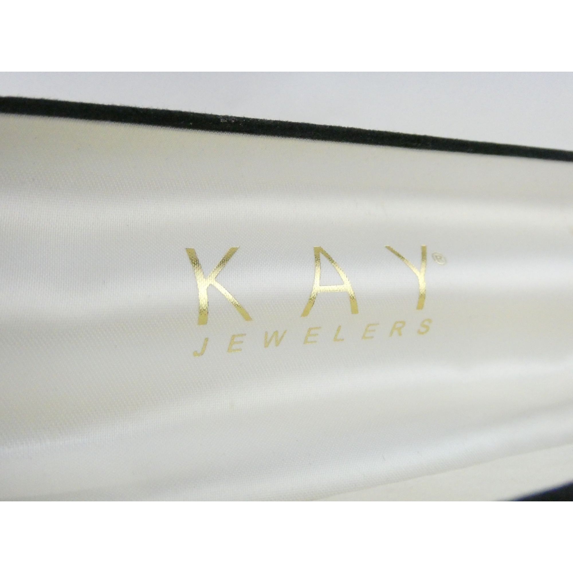 Kay Jewelers Jane Seymour 14K Gold Open Heart Natural Diamond Pendant Necklace
