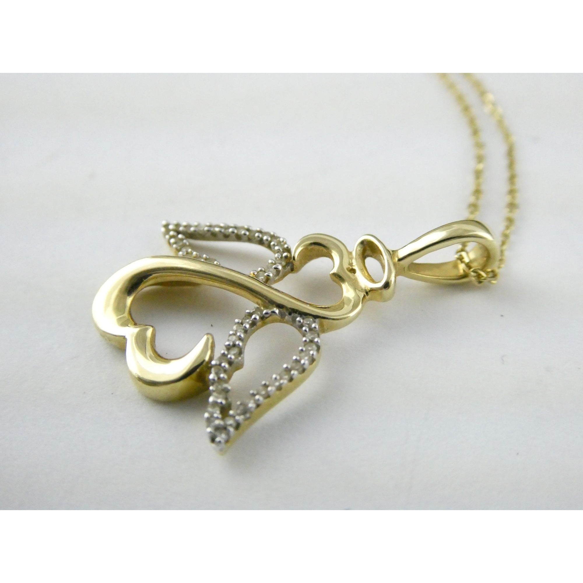 Kay Jewelers Jane Seymour 14K Gold Open Heart Natural Diamond Pendant Necklace