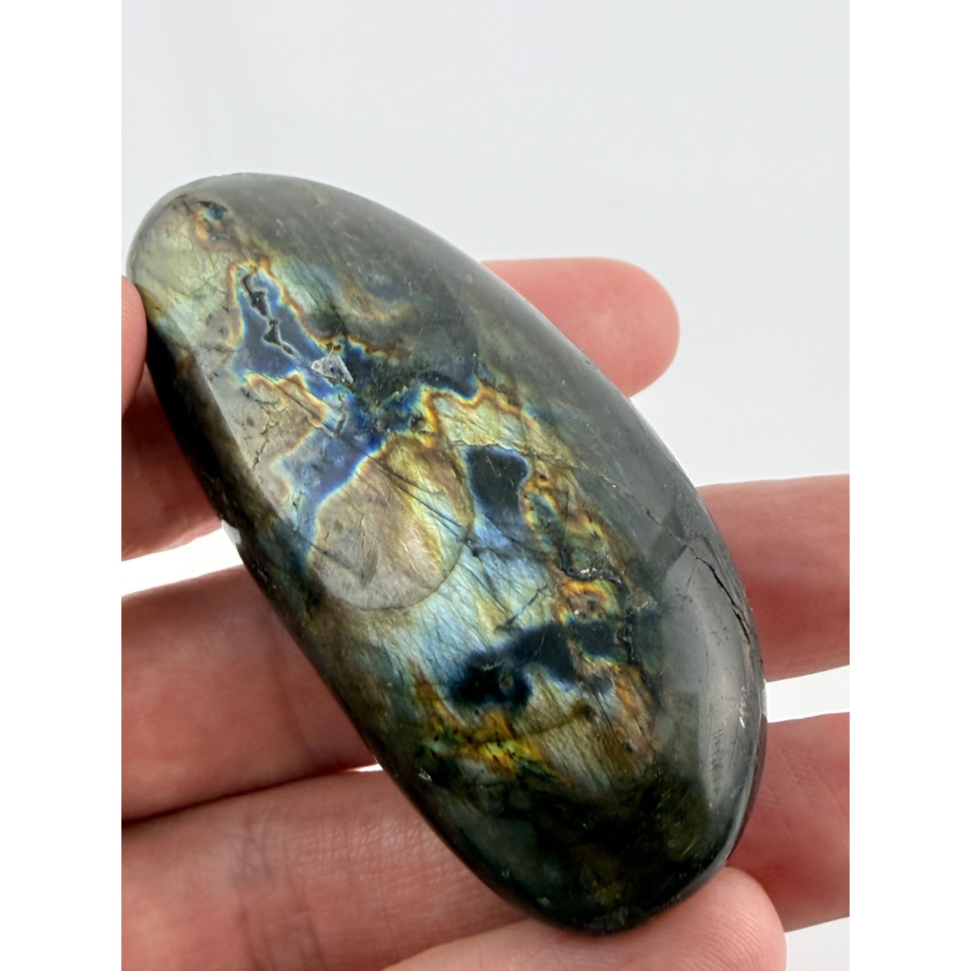 Polished Oval Form Labradorite Piece Specimen 66.6g Weight 2.75 Inch Max Length