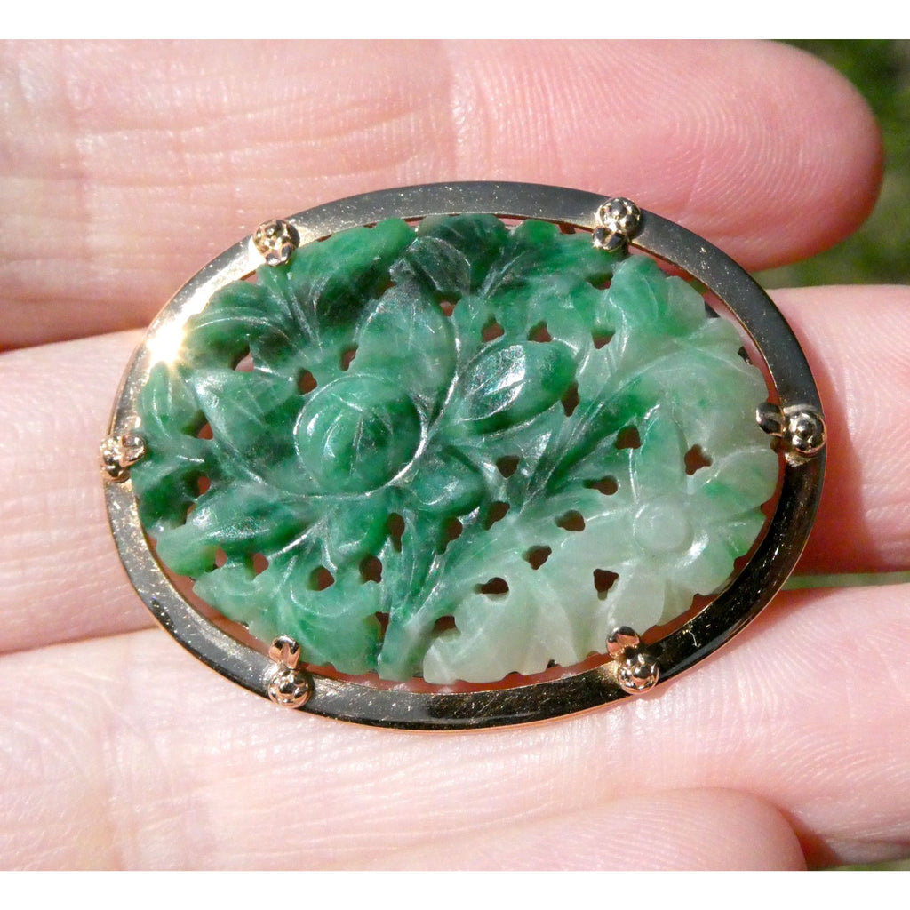 Vintage Chinese 14k Yellow Gold Carved Green Jade Pendant 9g 1.5 Inch Wide