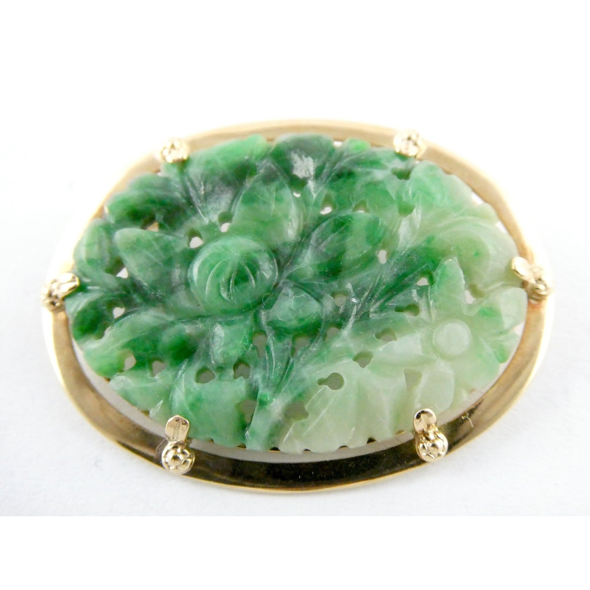 Vintage Chinese 14k Yellow Gold Carved Green Jade Pendant 9g 1.5 Inch Wide