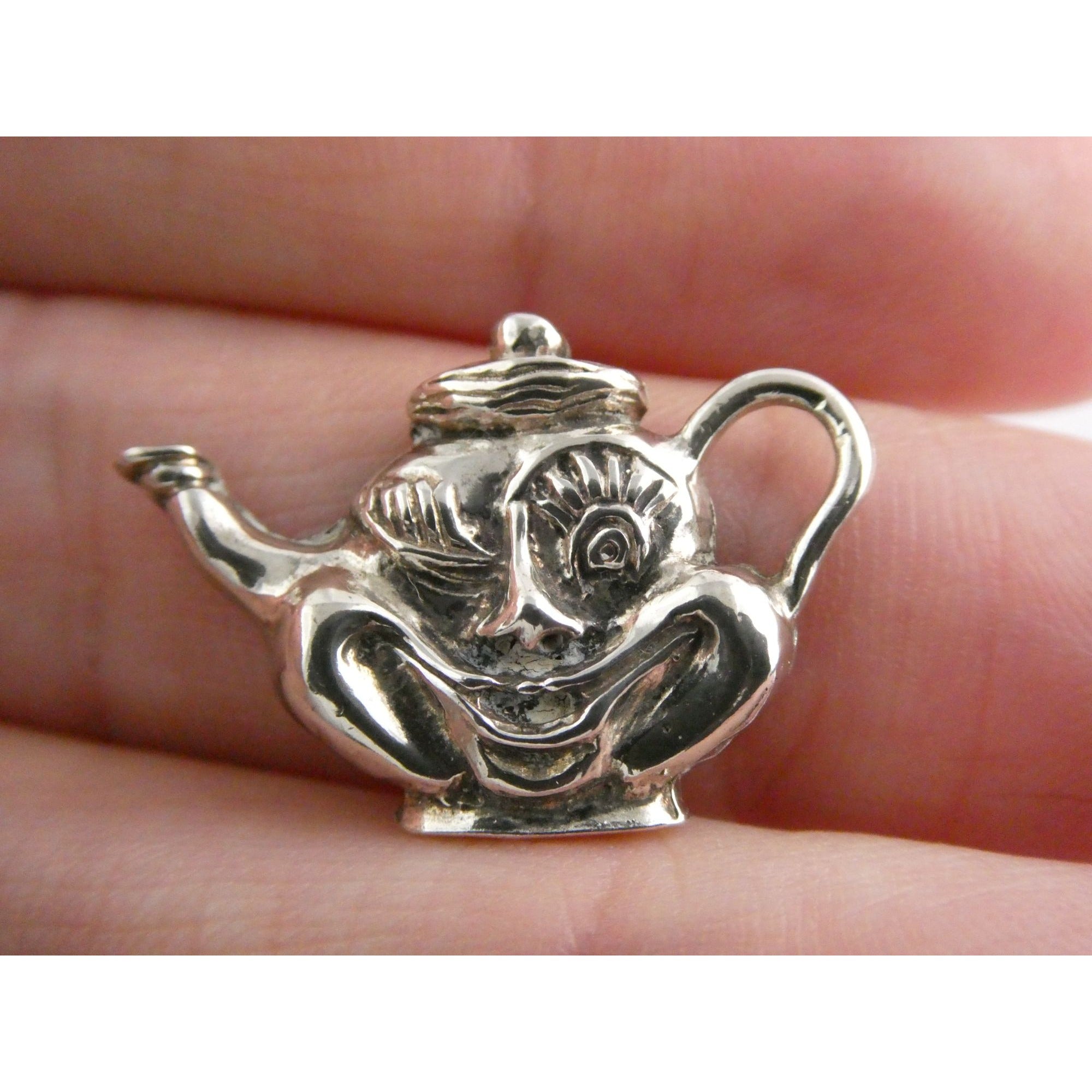 Vintage Funny Face Cartoon Character Teapot Pendant 925 3.2g 1 Inch Length