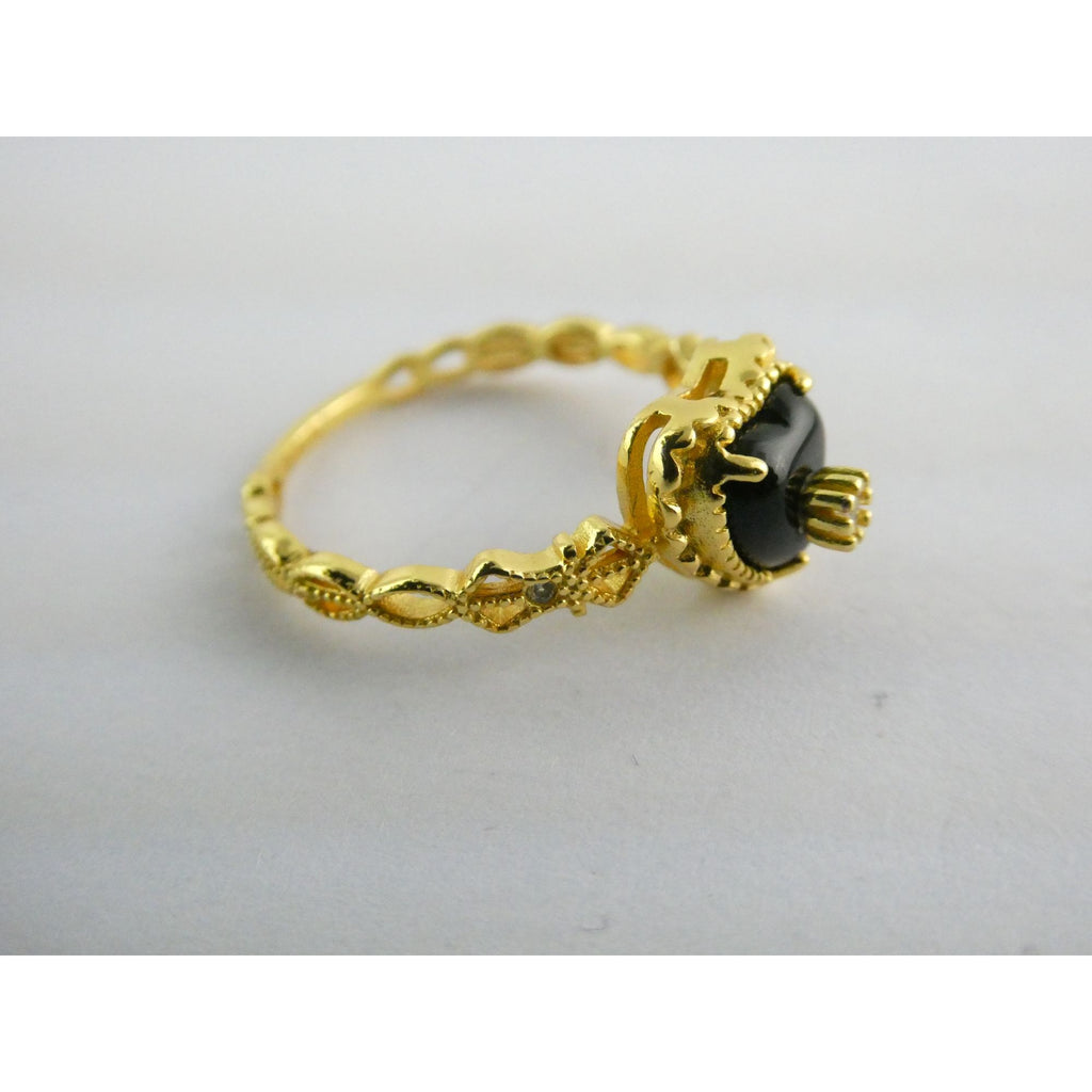 Gilt Sterling Silver Crystal Accent Black Onyx Heart Ring Size 7.75 Weighs 2.2g