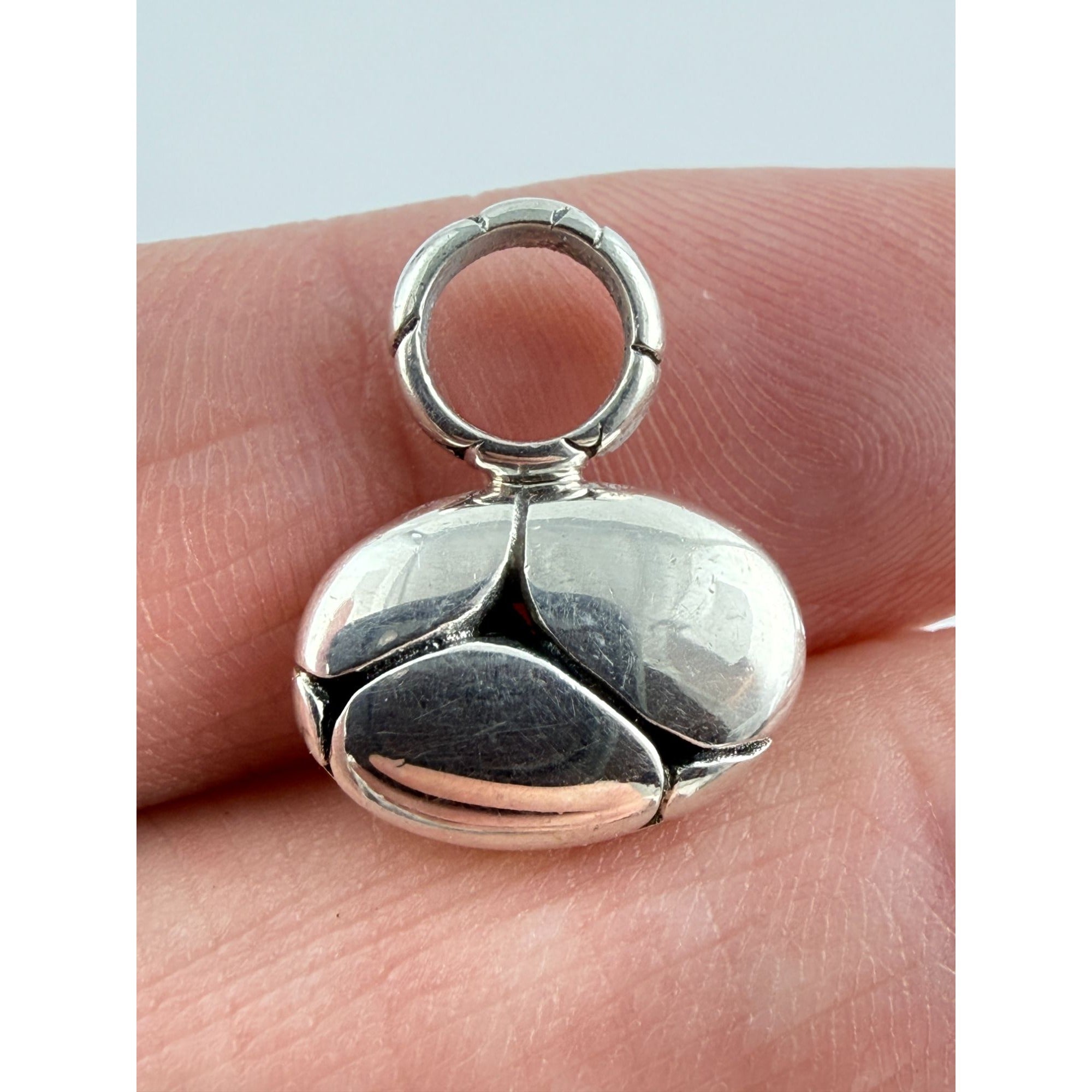 John Hardy Sterling Silver Pebble Kali Small Pendant 17mm Length 2.4g Weight 925