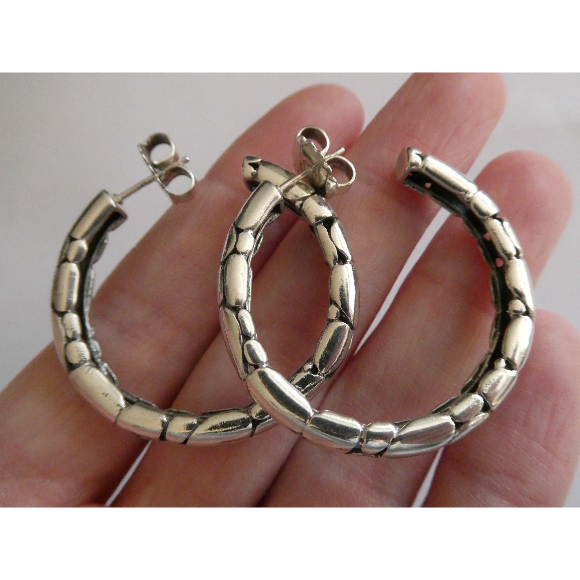 John Hardy Kali Sterling Silver Pebble Design Hoop Earrings 15.8g 41mm Diameter