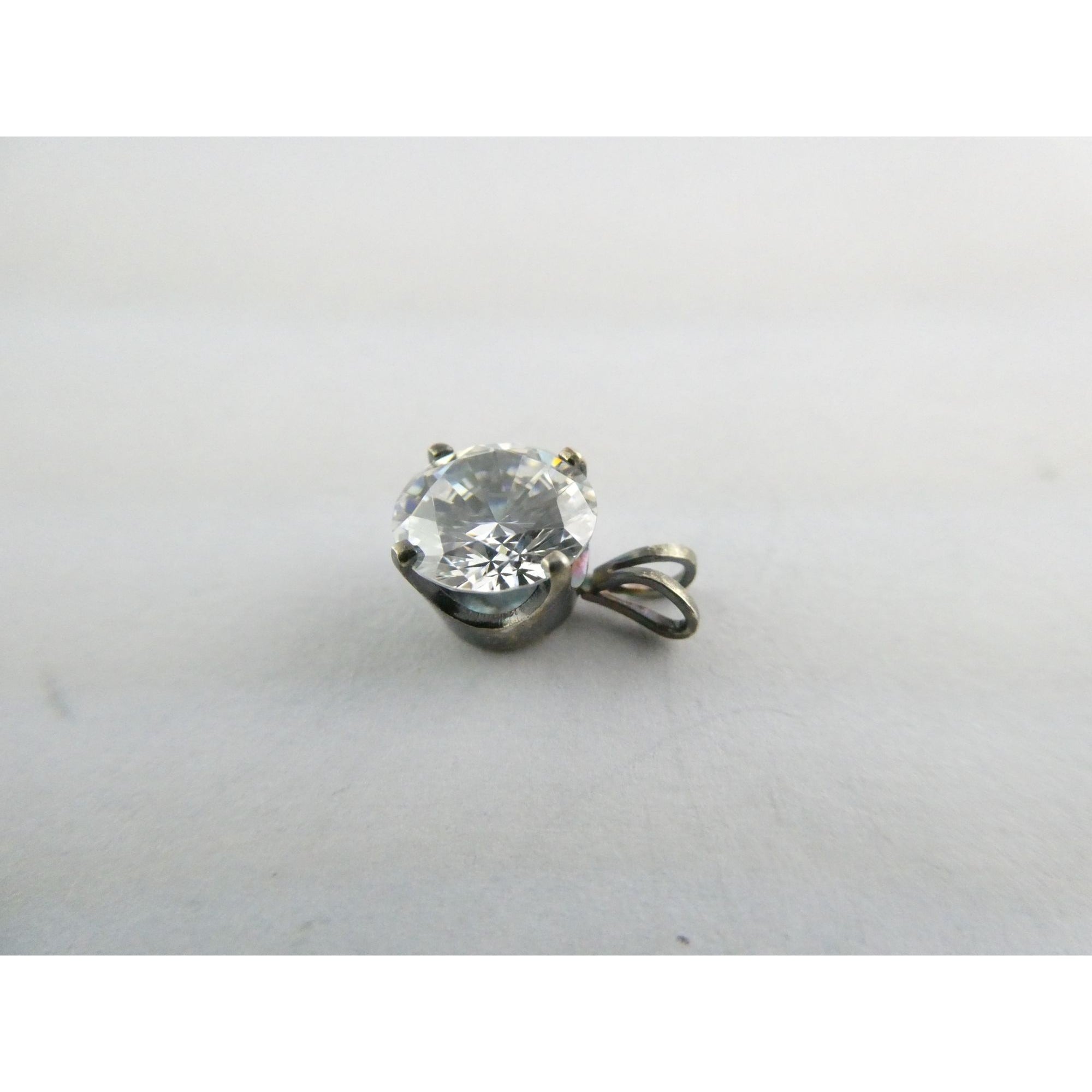 DQCZ Sterling Silver Round Pendant 1.4g Weight 11.88mm Total Length