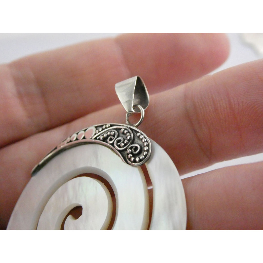 Sterling Silver Mother of Pearl Shell Spiral Cut Disc Pendant 4.7g 925 1.75 Inch
