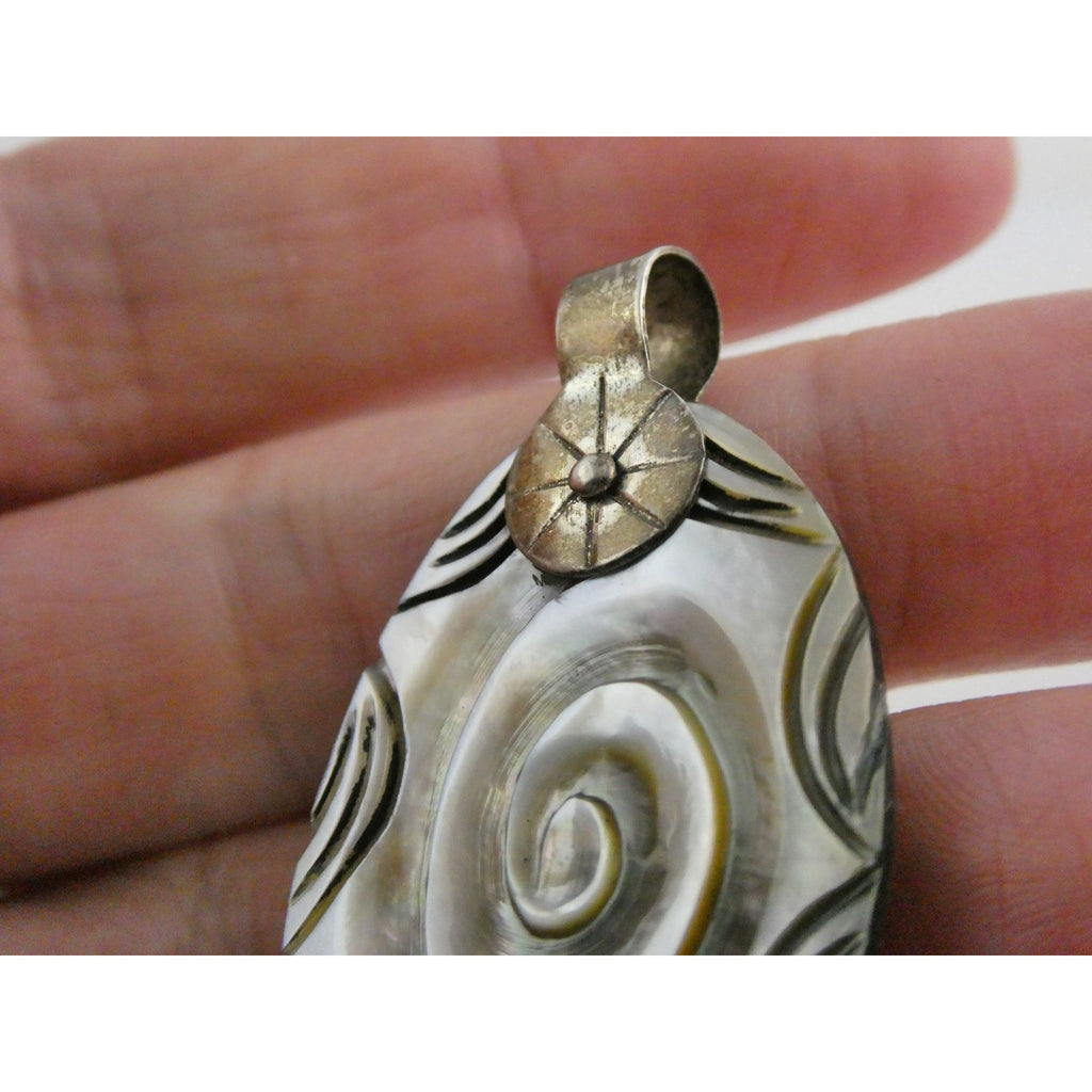 Vintage Mexico 950 Silver Carved Abalone Shell Pendant 5.5g 45mm Length