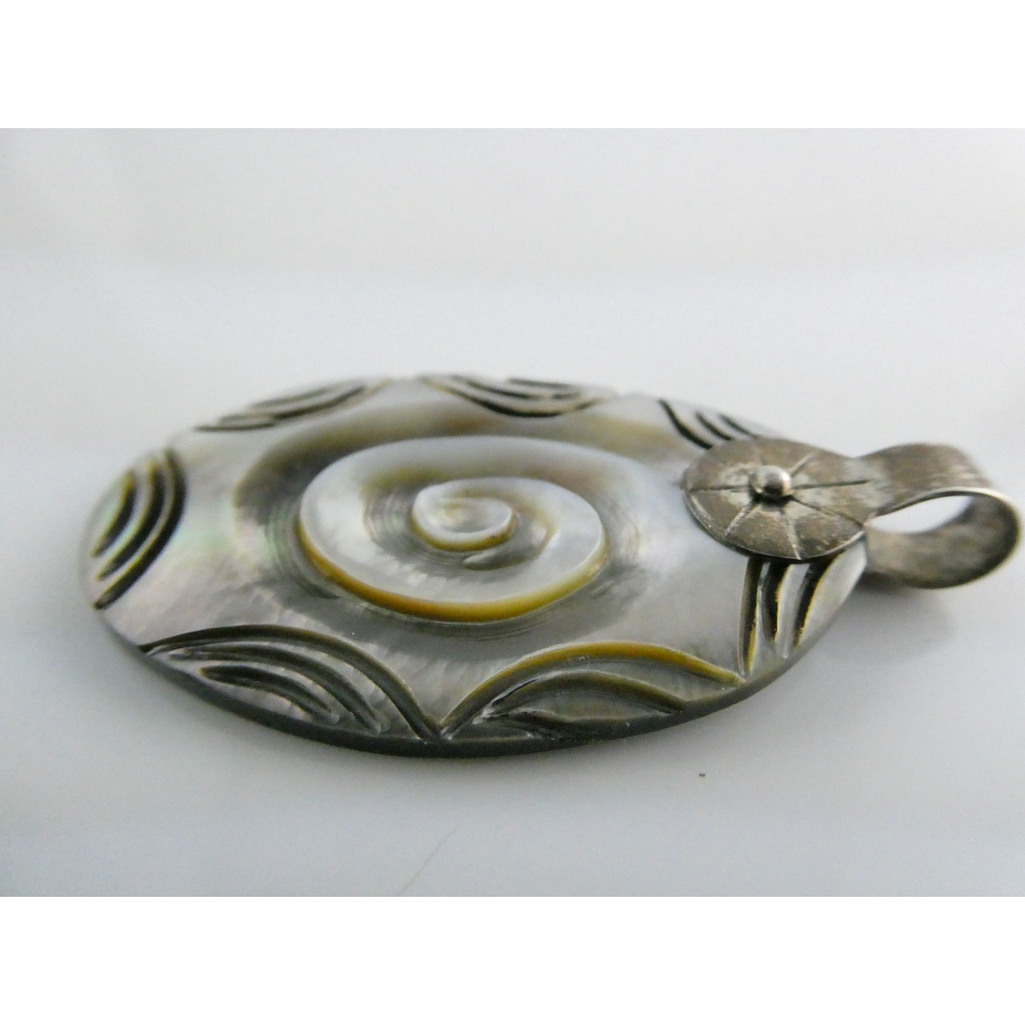 Vintage Mexico 950 Silver Carved Abalone Shell Pendant 5.5g 45mm Length