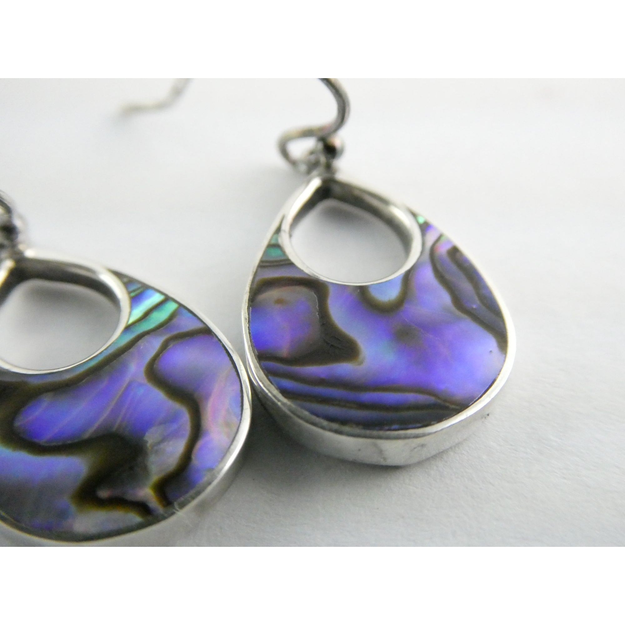 ATI Sterling Silver Purple Abalone Shell Hook Earrings 3.5g 925 1 Inch Total