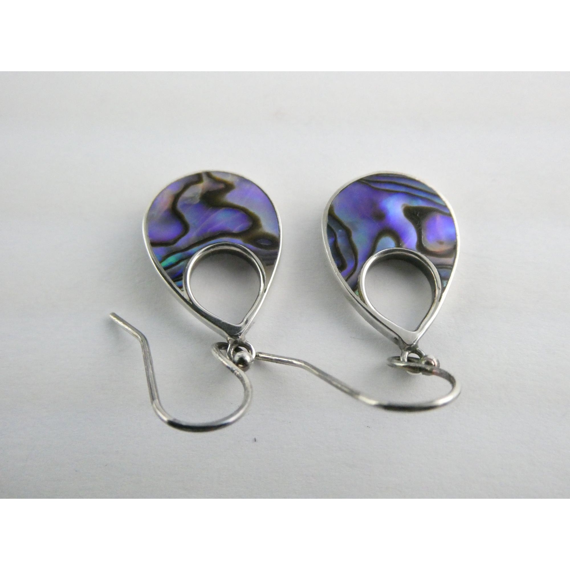 ATI Sterling Silver Purple Abalone Shell Hook Earrings 3.5g 925 1 Inch Total