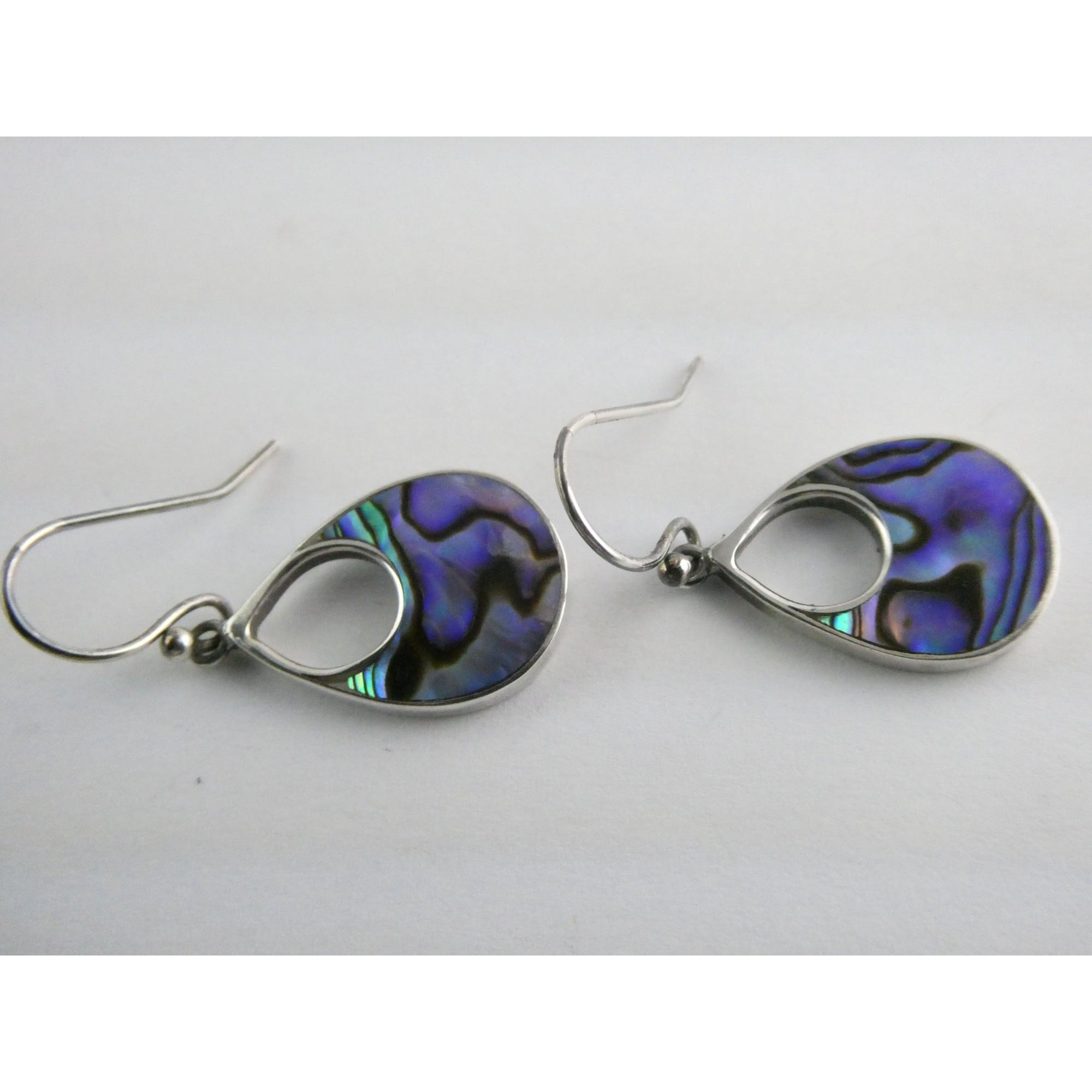 ATI Sterling Silver Purple Abalone Shell Hook Earrings 3.5g 925 1 Inch Total