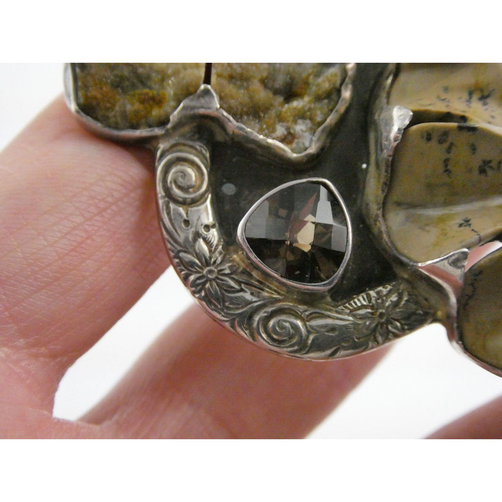 Amy Kahn Russell AKR Carved Jasper Leaf Agate Flower Sterling Silver Pin Pendant