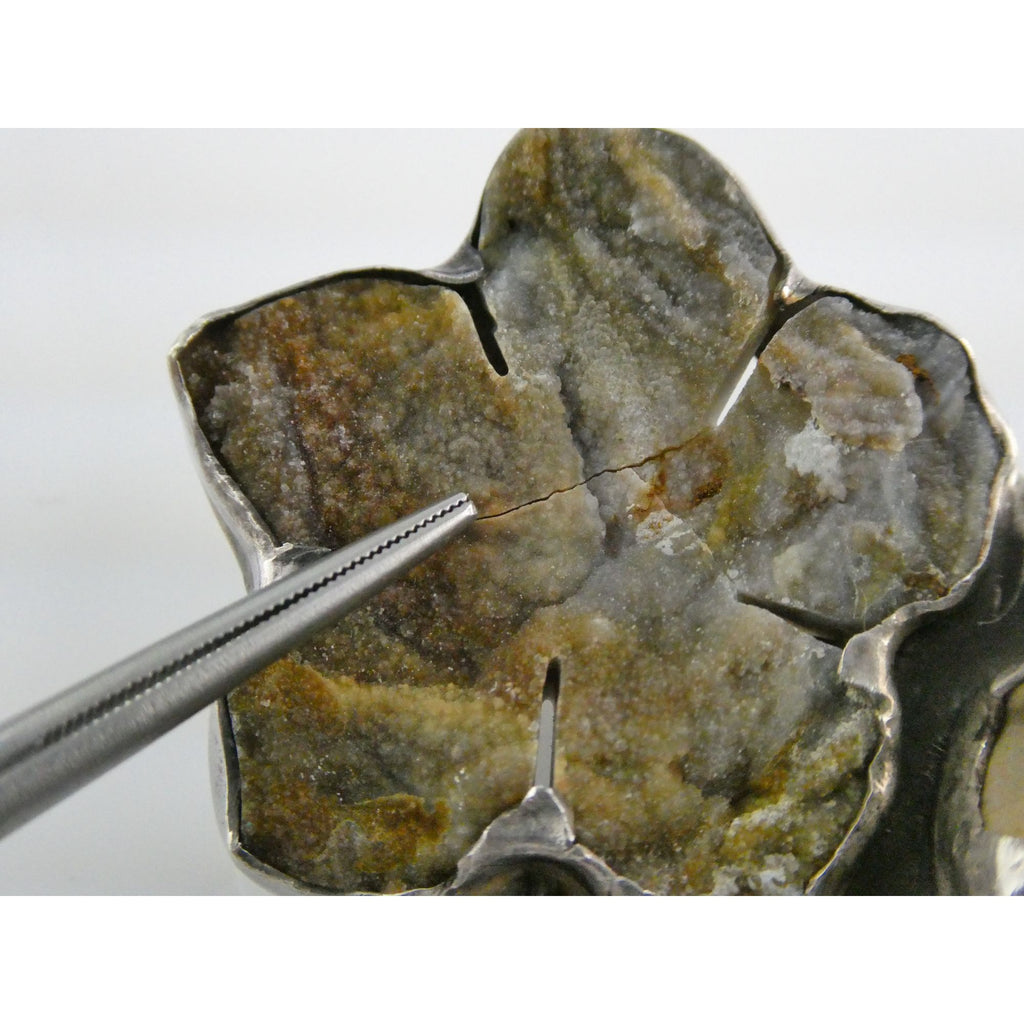 Amy Kahn Russell AKR Carved Jasper Leaf Agate Flower Sterling Silver Pin Pendant
