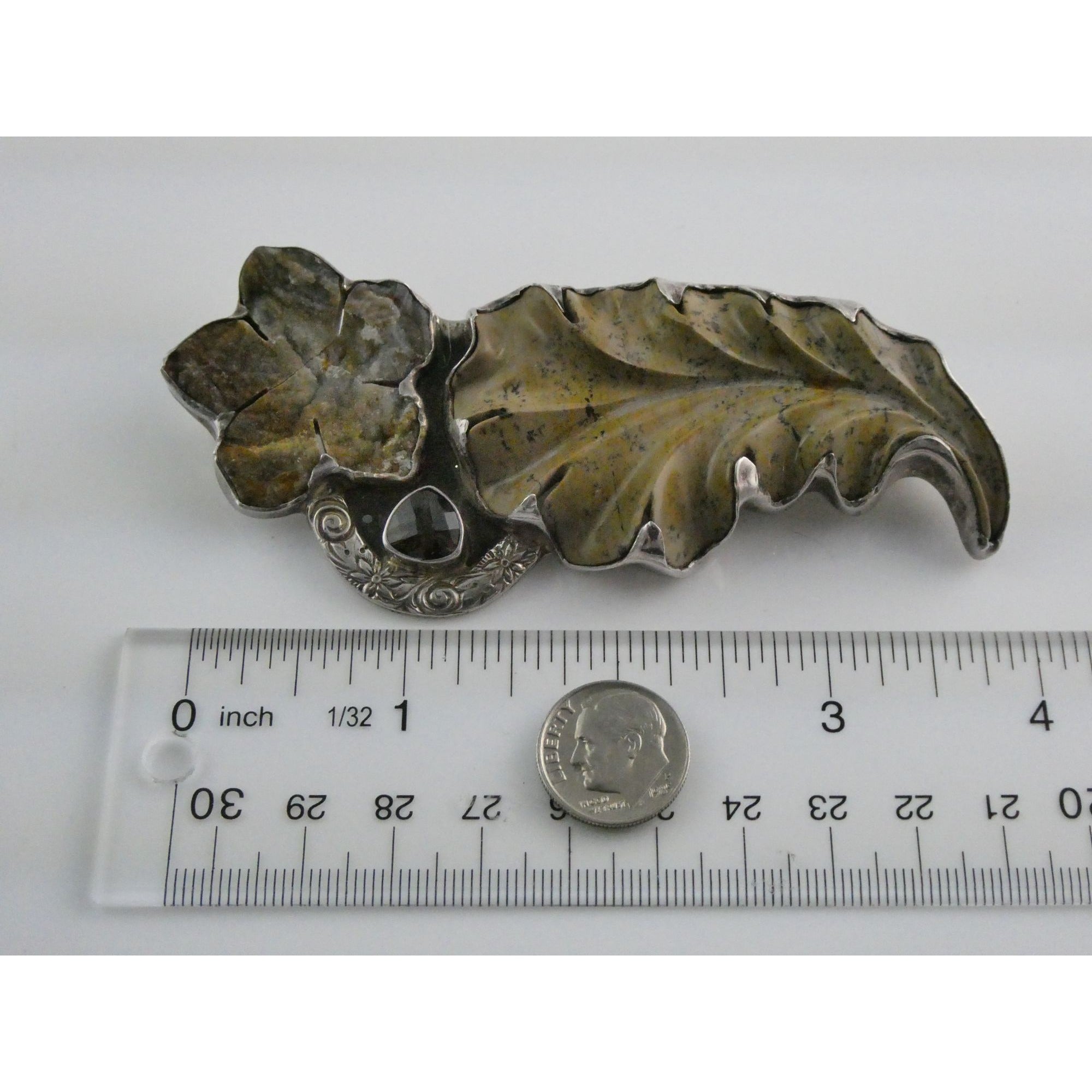 Amy Kahn Russell AKR Carved Jasper Leaf Agate Flower Sterling Silver Pin Pendant