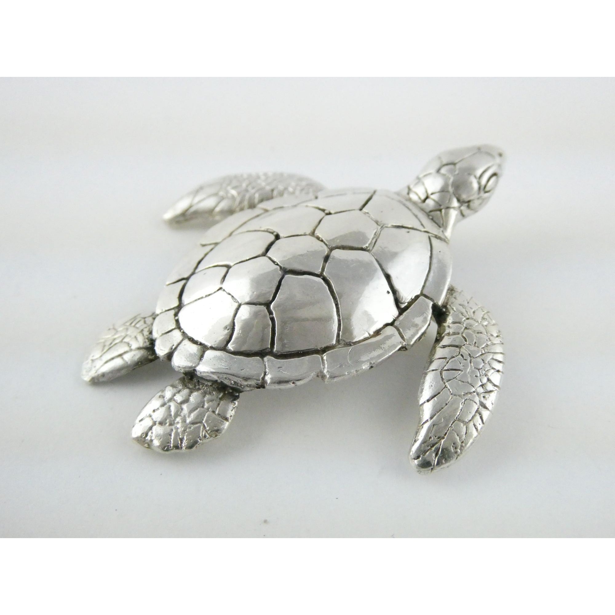 Vintage Boyd Signed Hawaiian Artist Sterling Silver Sea Turtle Pin Brooch 2.25In