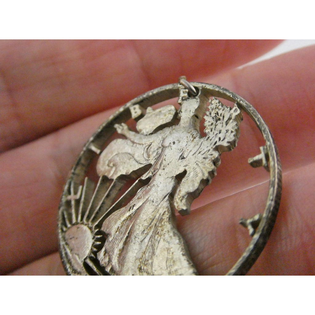 1942 Walking Liberty 900 Silver Half Dollar Coin Cut Out Pendant 7.7g 30mm Diam
