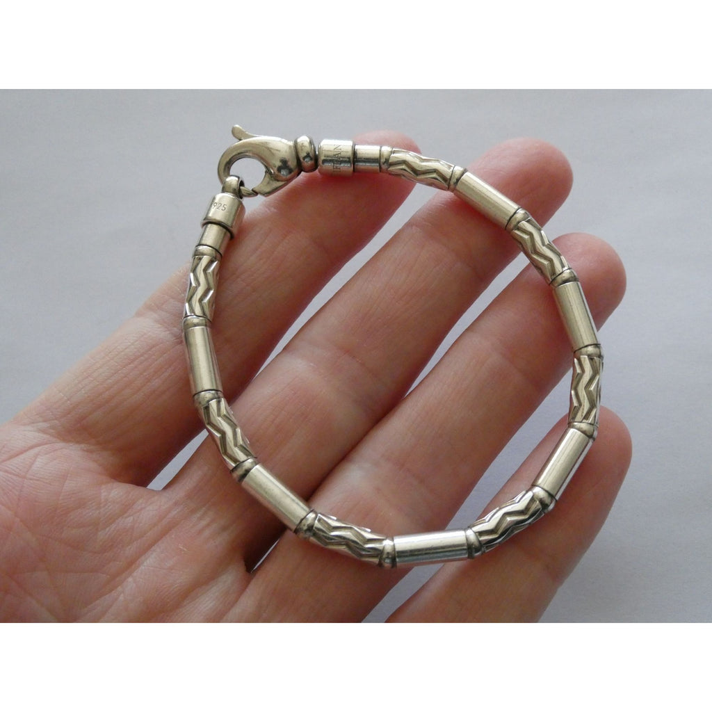 Tiffany and Co Sterling Silver Aztec Zig Zag Link Bracelet with Pouch 7 Inches