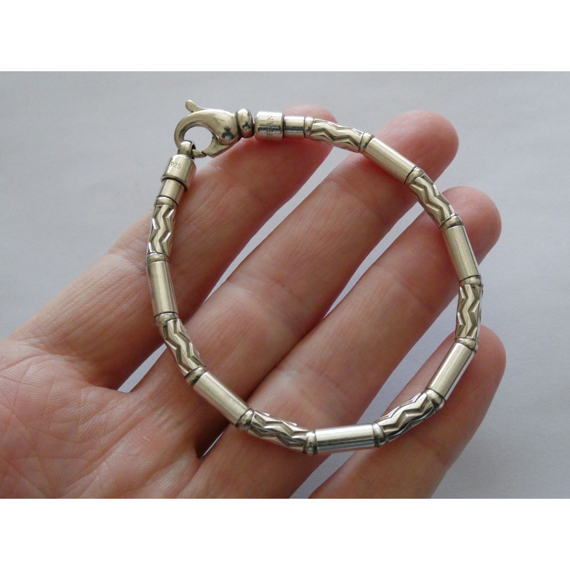Tiffany and Co Sterling Silver Aztec Zig Zag Link Bracelet with Pouch 7 Inches
