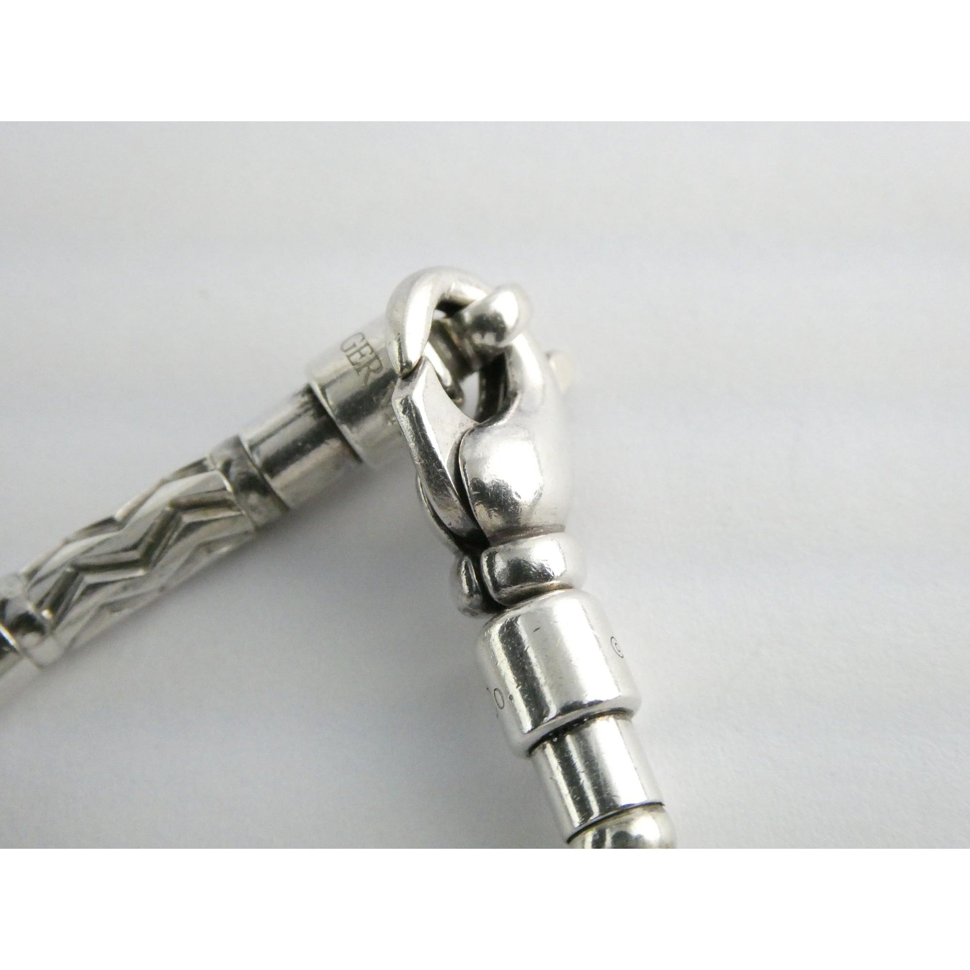 Tiffany and Co Sterling Silver Aztec Zig Zag Link Bracelet with Pouch 7 Inches