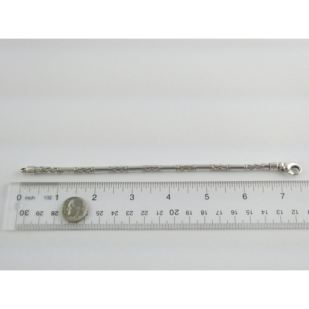 Tiffany and Co Sterling Silver Aztec Zig Zag Link Bracelet with Pouch 7 Inches
