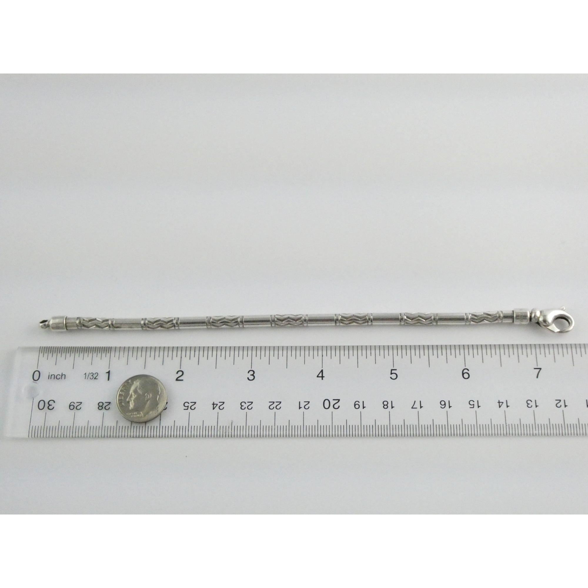 Tiffany and Co Sterling Silver Aztec Zig Zag Link Bracelet with Pouch 7 Inches