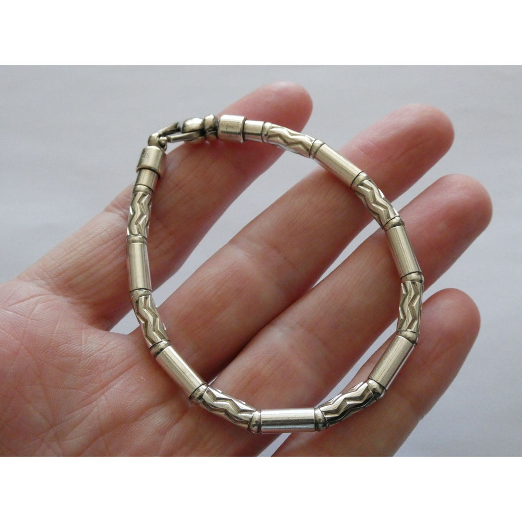 Tiffany and Co Sterling Silver Aztec Zig Zag Link Bracelet with Pouch 7 Inches