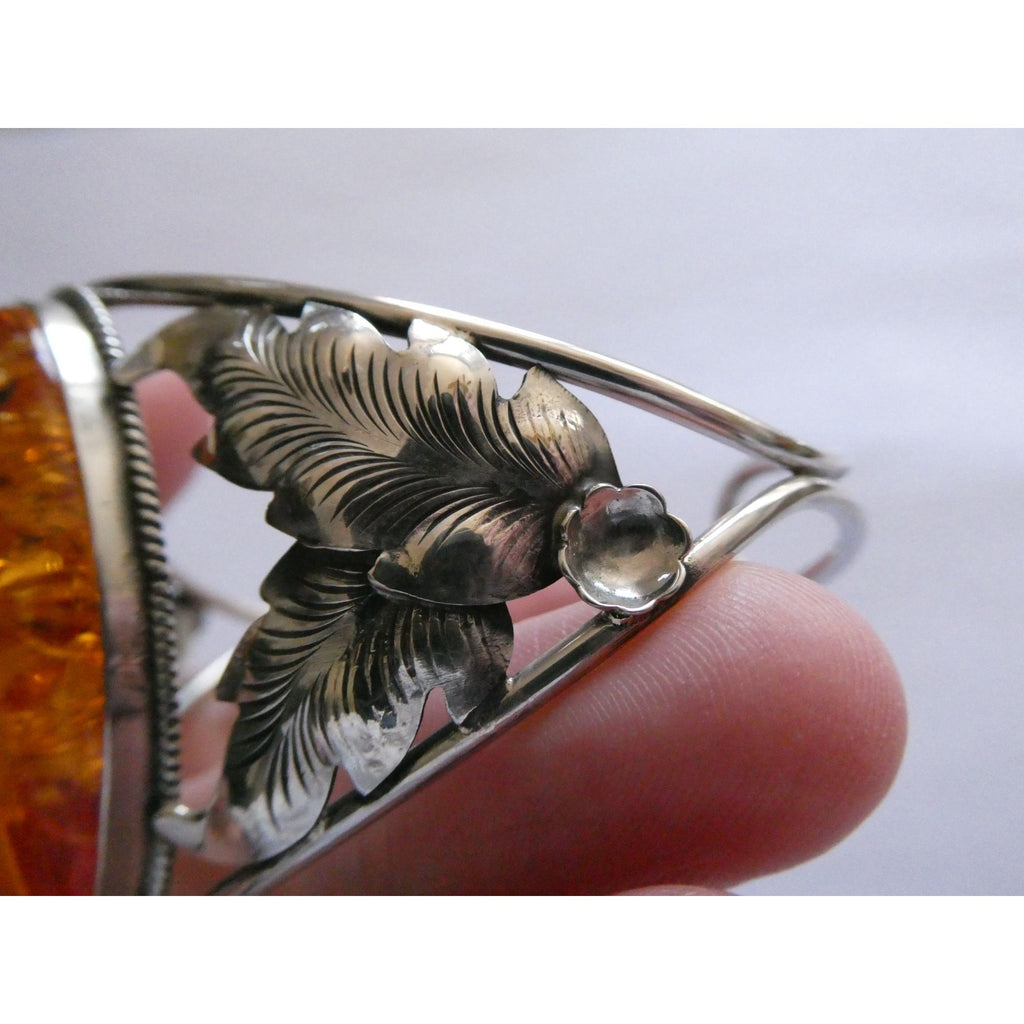 Sterling Silver Amber Cabochon Leaves Openwork Design Cuff Bracelet 7.5 Inches