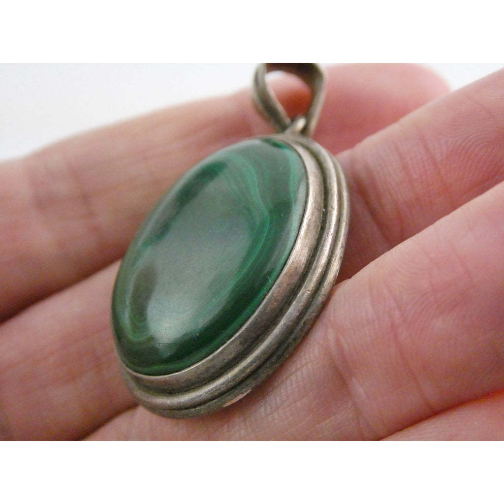 Sterling Silver Malachite Oval Cabochon Pendant 17g 45mm Total Length