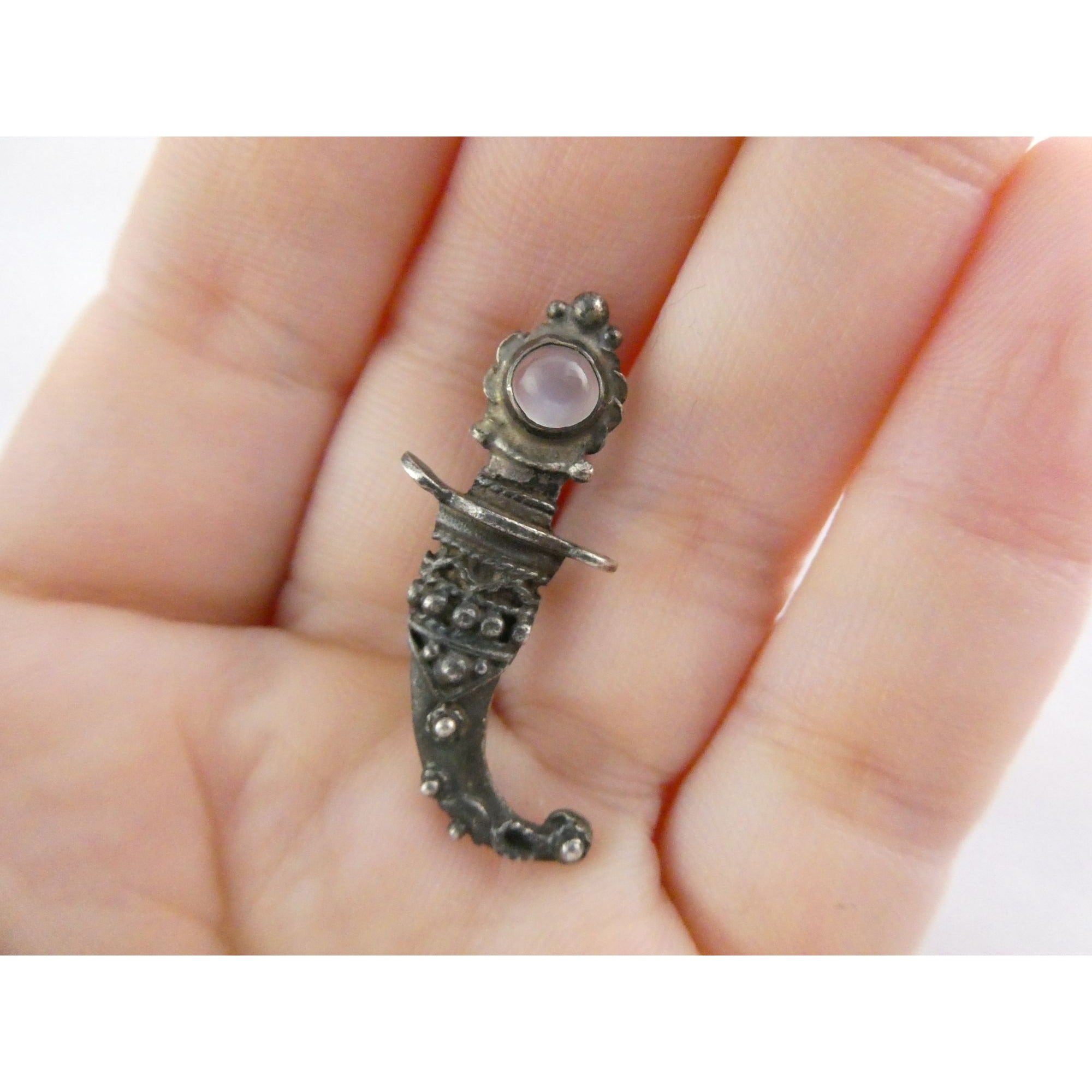 Vintage SINGLE Sterling Silver Moonstone Sheathed Sword Screwback Earring 3.6g