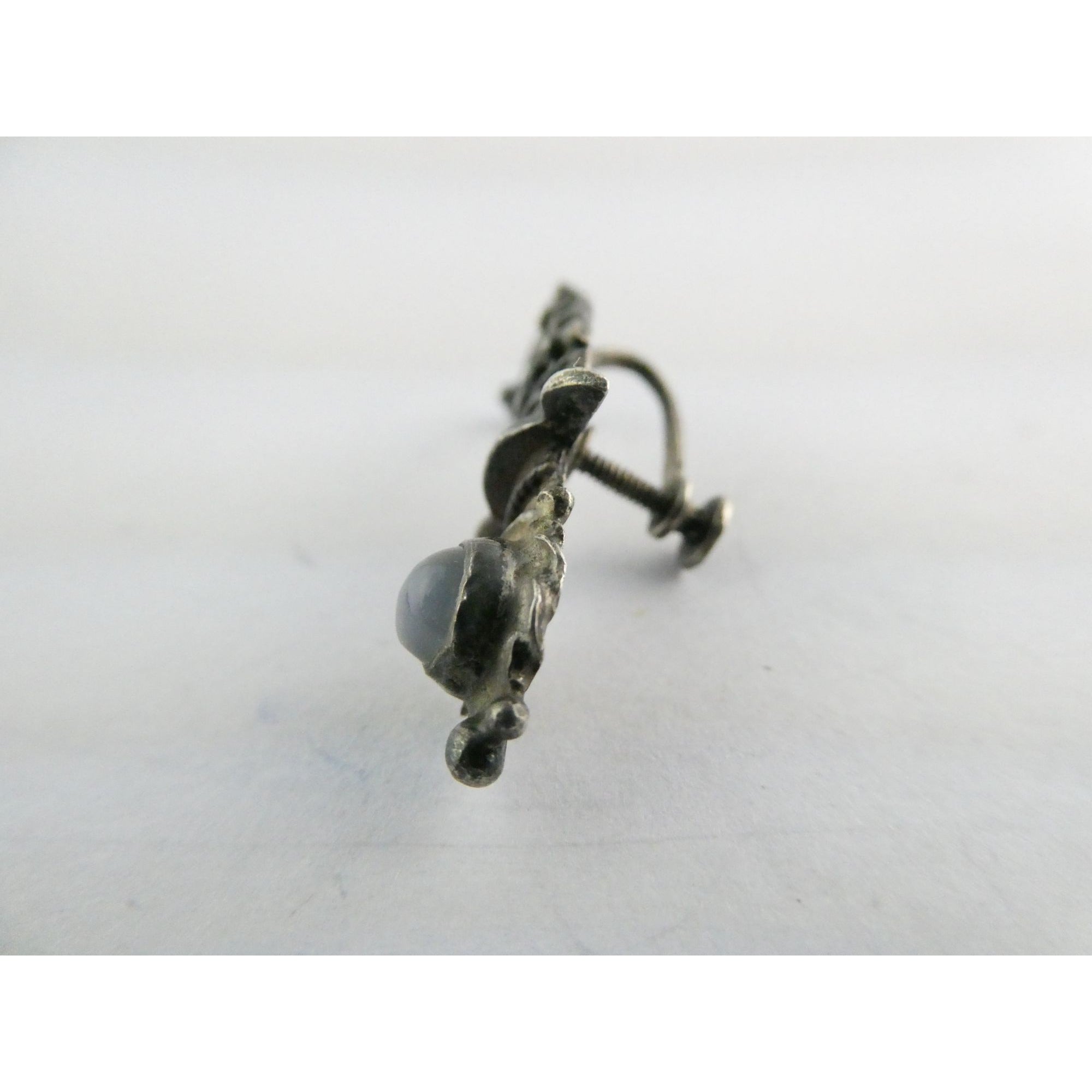 Vintage SINGLE Sterling Silver Moonstone Sheathed Sword Screwback Earring 3.6g