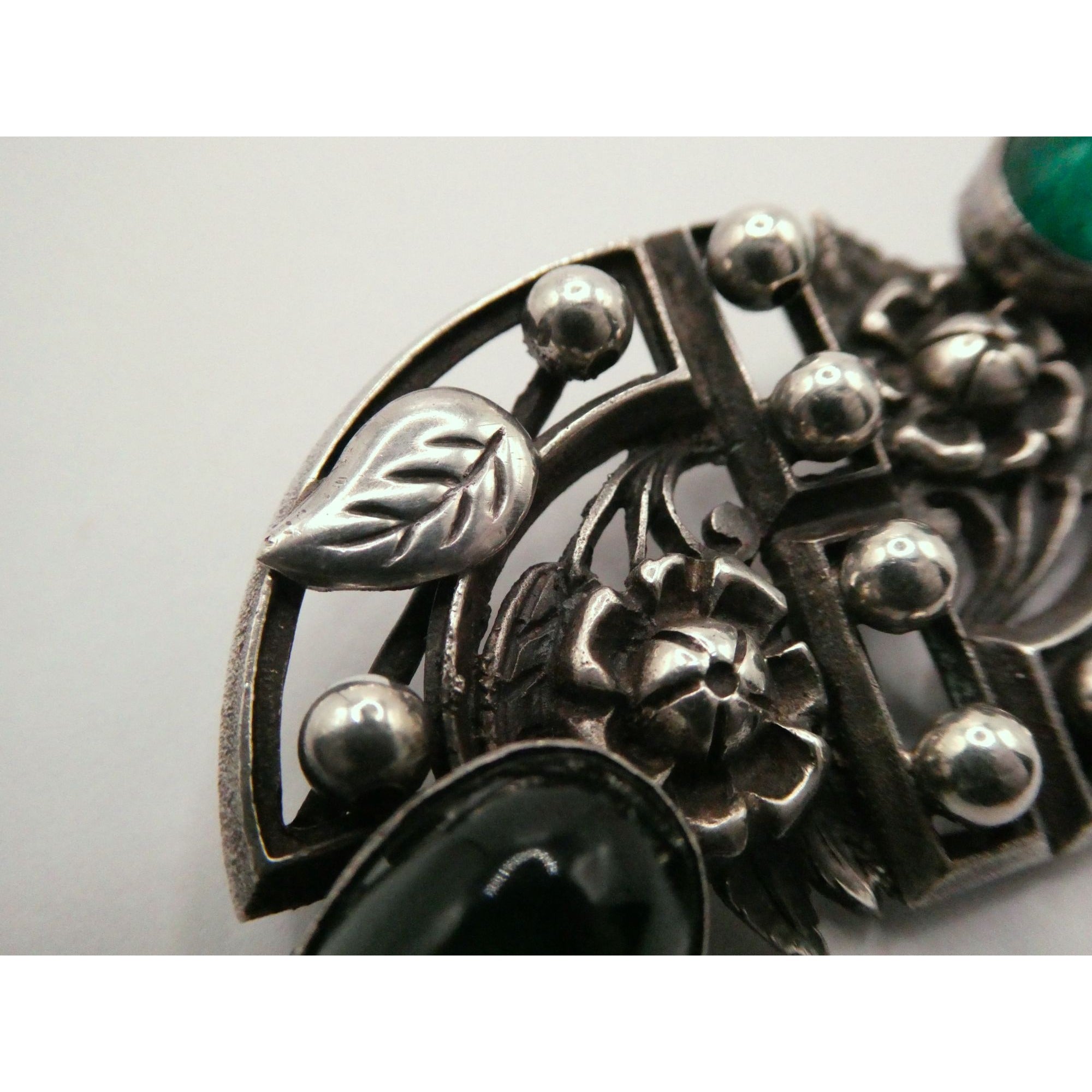 Antique German Sterling Silver Green Gripoix Glass Floral Design Pin Brooch 30g
