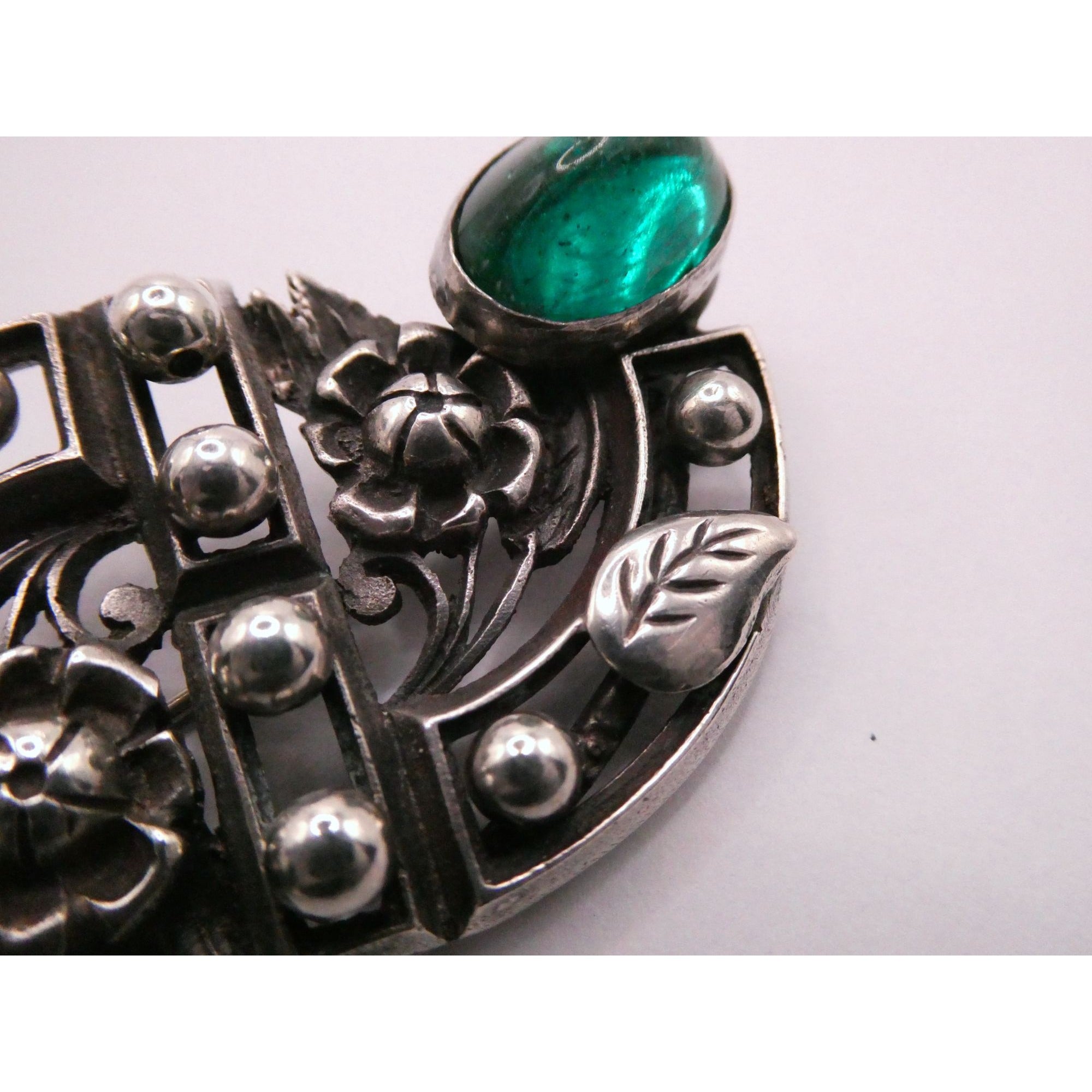 Antique German Sterling Silver Green Gripoix Glass Floral Design Pin Brooch 30g