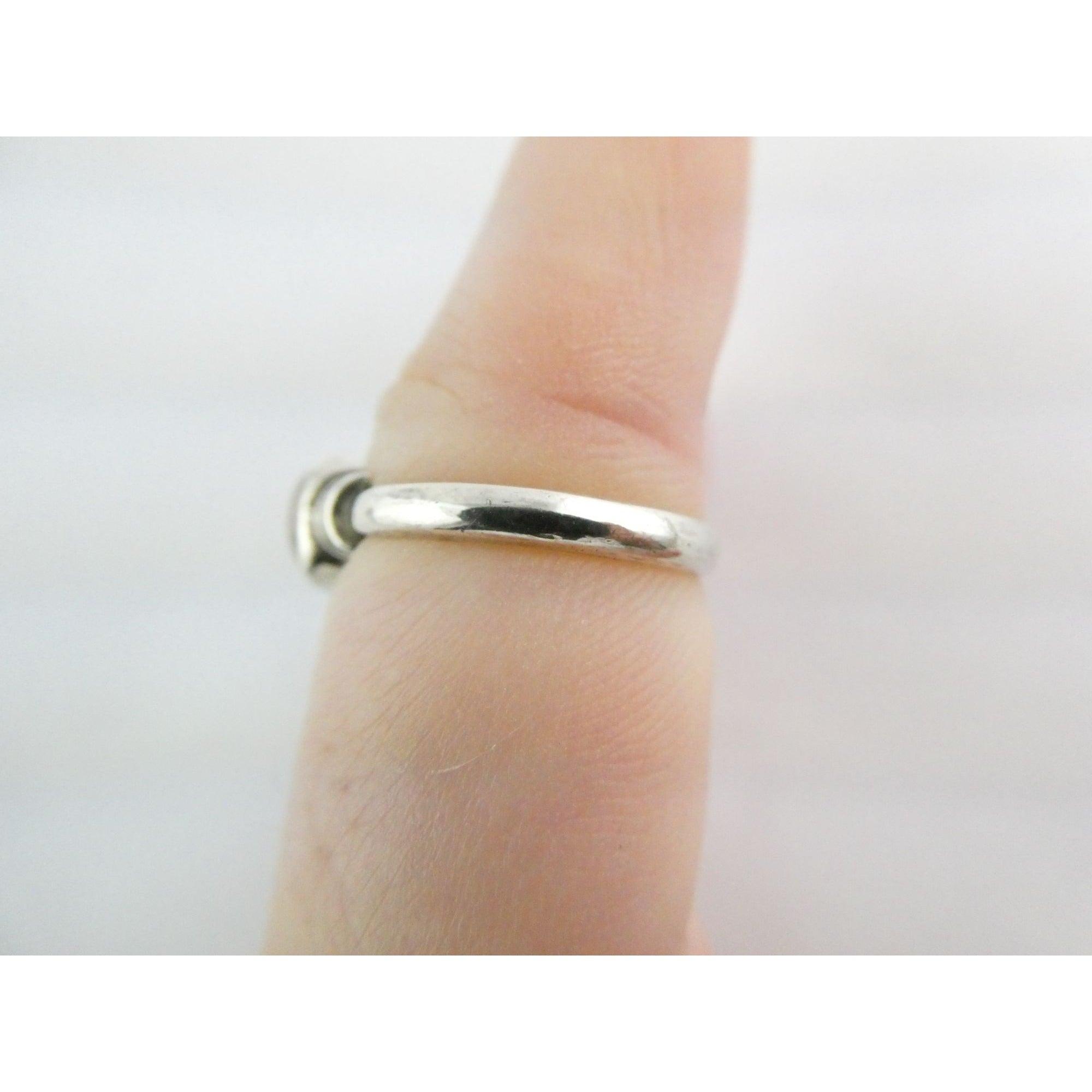 Sterling Silver Clear Moonstone Cabochon Ring Slight Blue Flash Size 6.75 1.8g