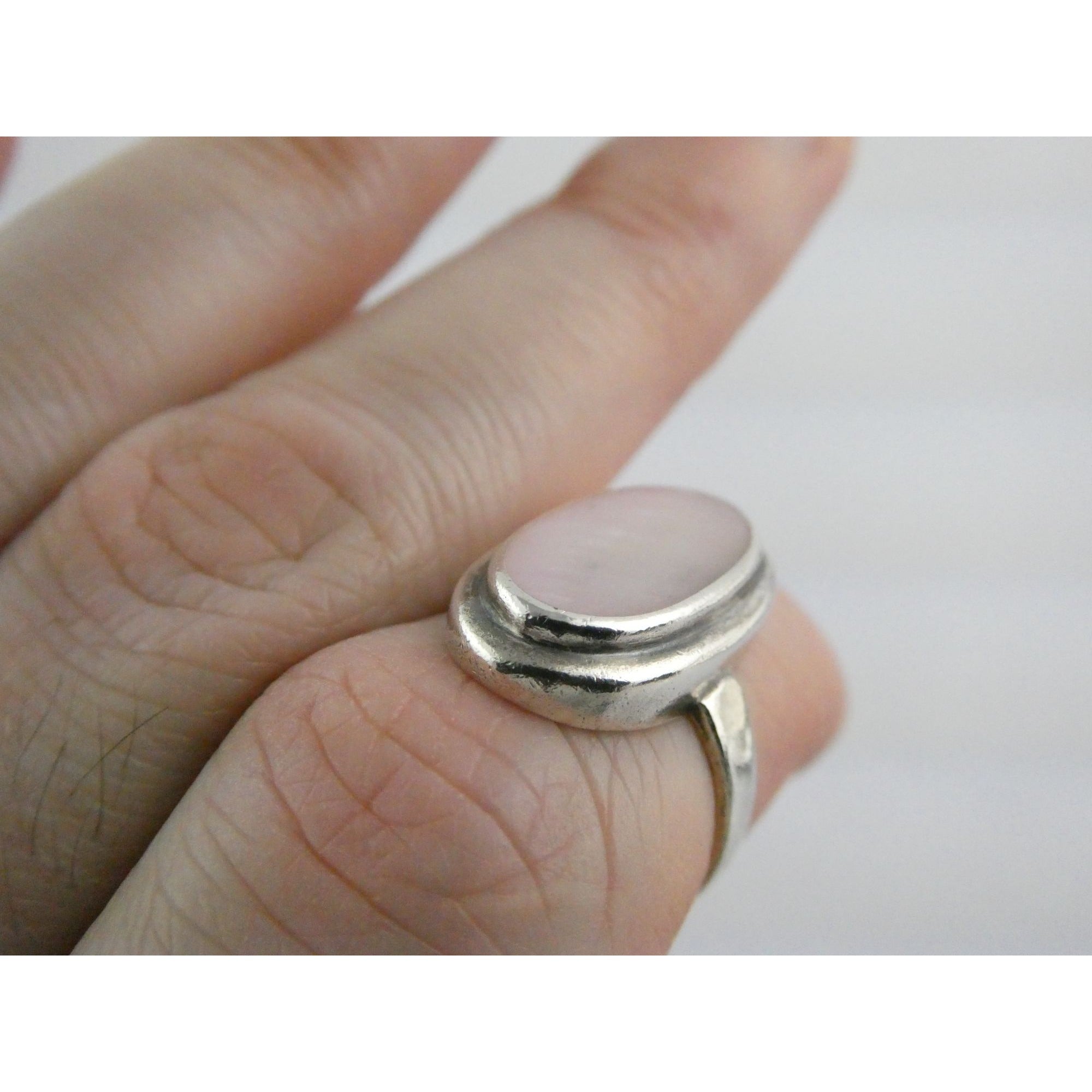 Avon Sterling Silver Pink Mother of Pearl Shell Flat Cab Ring Size 6.75 4.6g