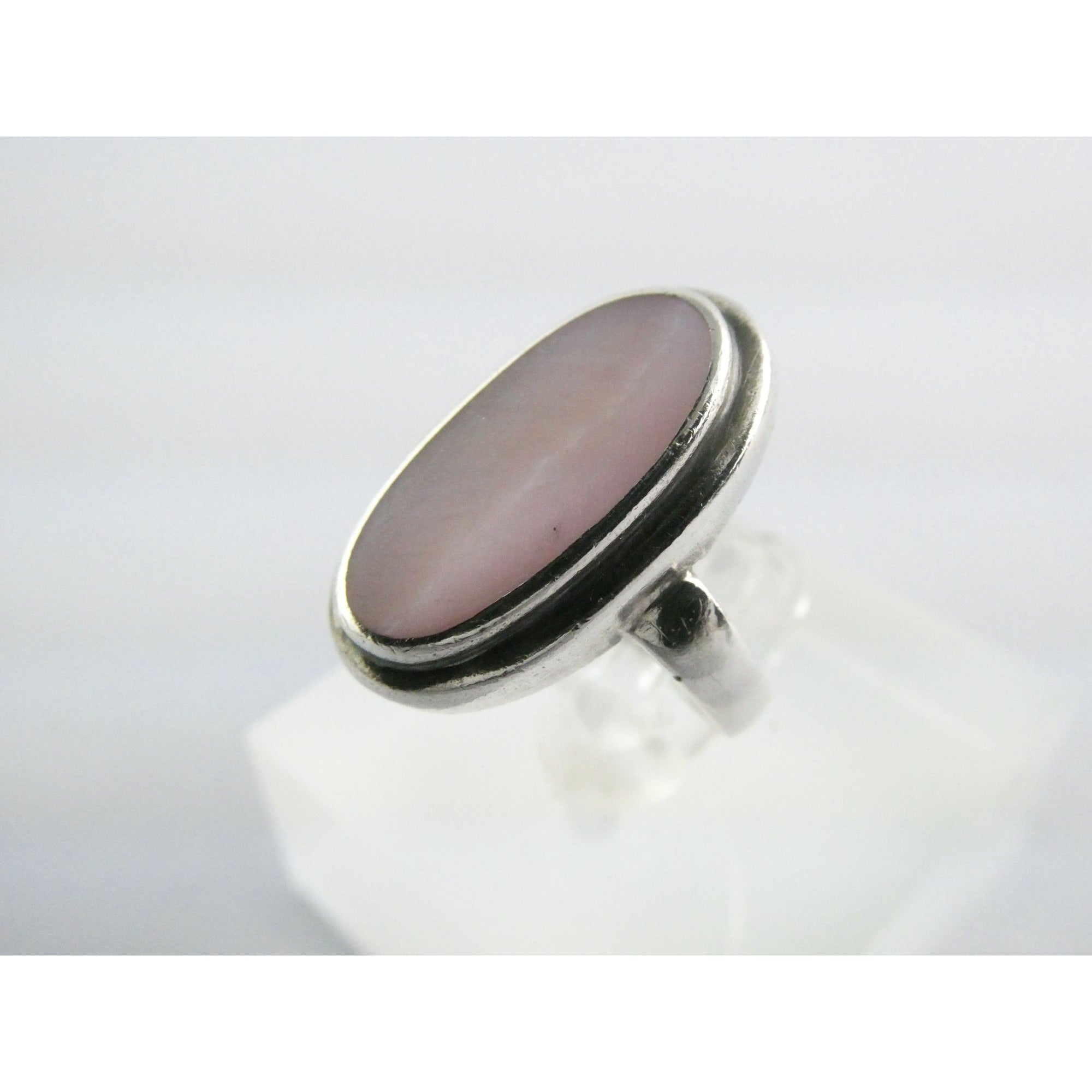 Avon Sterling Silver Pink Mother of Pearl Shell Flat Cab Ring Size 6.75 4.6g