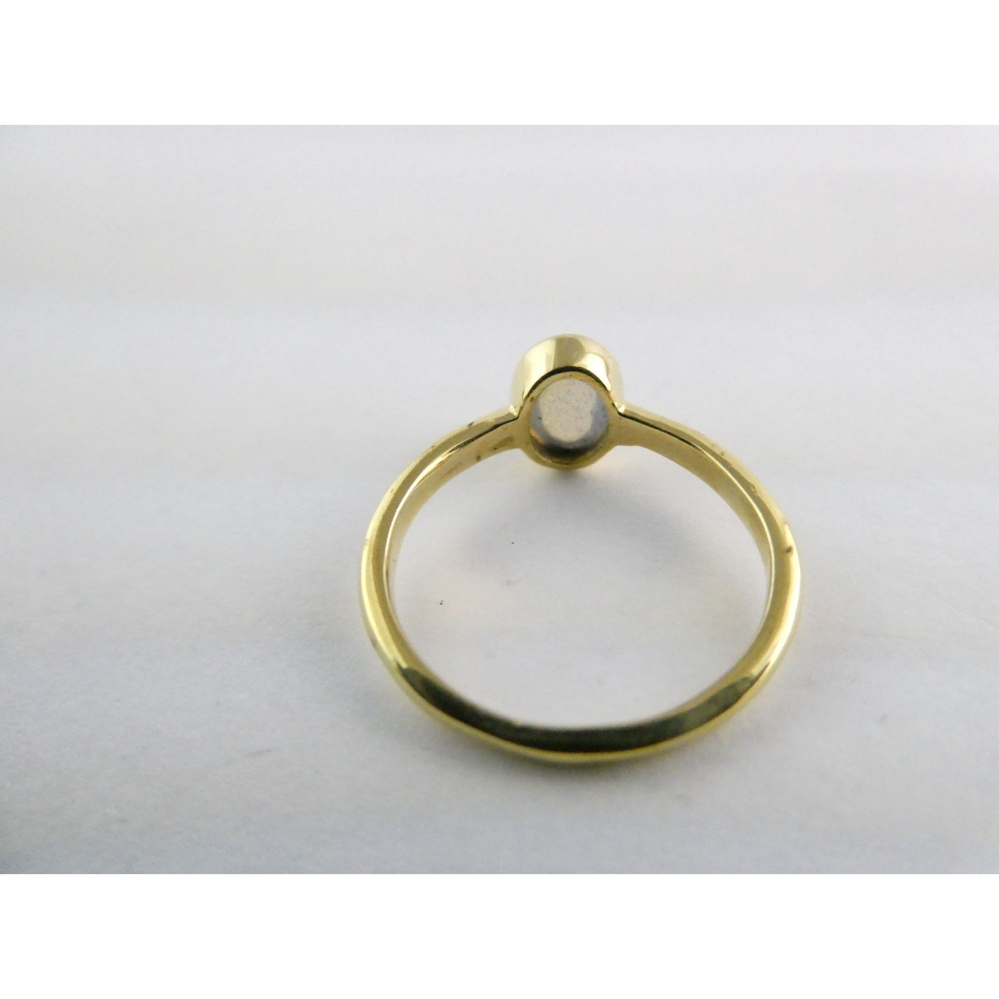 Gilt Sterling Silver Labradorite Oval Cabochon Ring Size 5.5 Weighs 1.4g