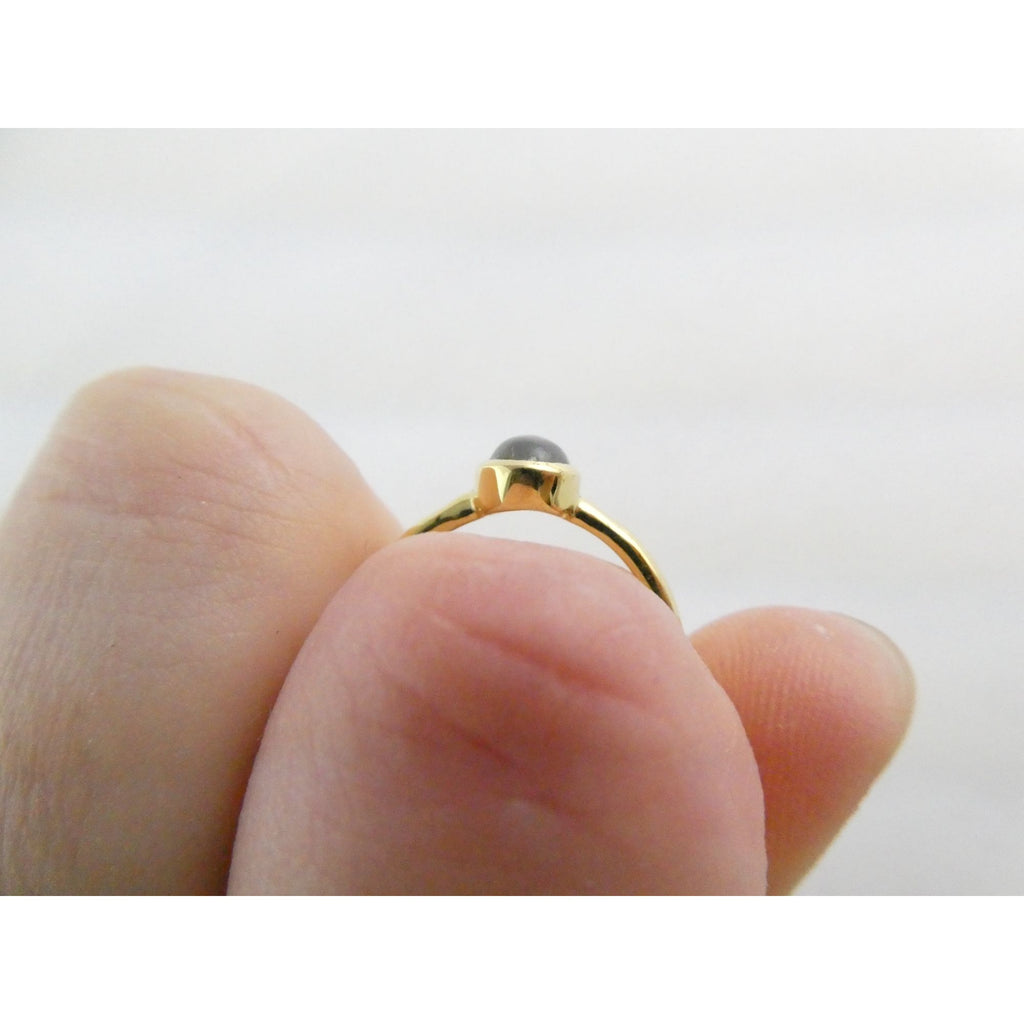 Gilt Sterling Silver Labradorite Oval Cabochon Ring Size 5.5 Weighs 1.4g