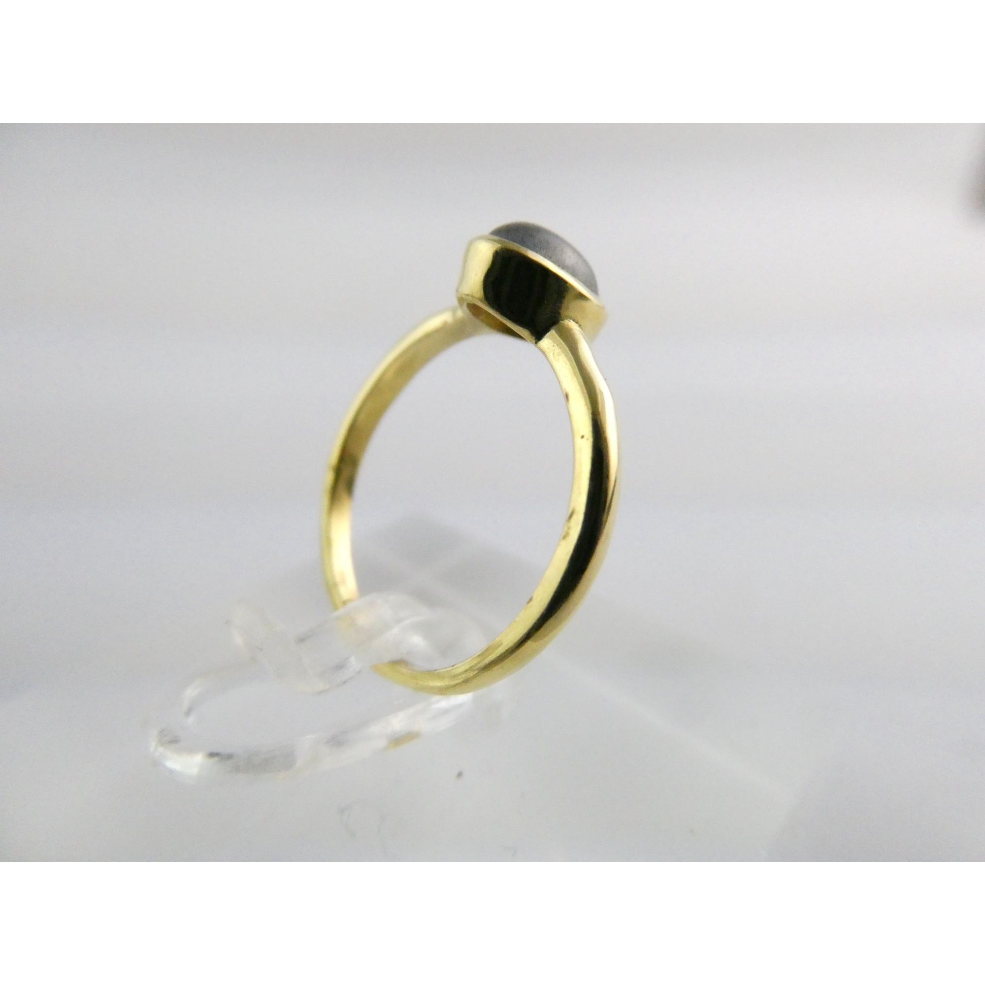 Gilt Sterling Silver Labradorite Oval Cabochon Ring Size 5.5 Weighs 1.4g