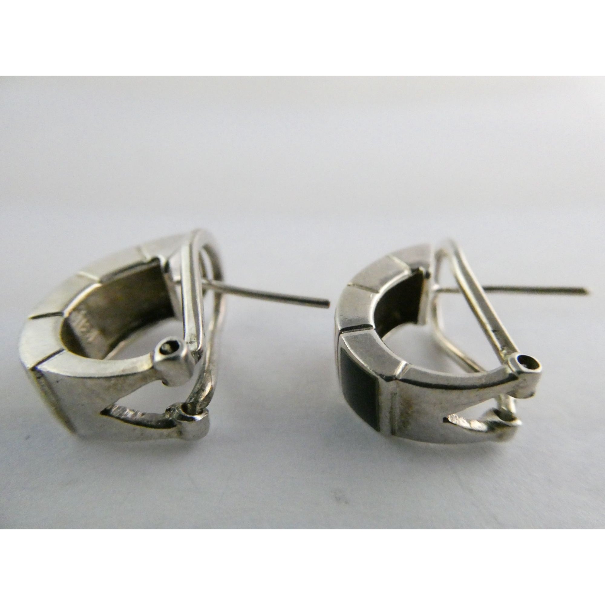 Southwestern Style Sterling Silver Multi Gem Curled Earrings .75 Inch Length 6g