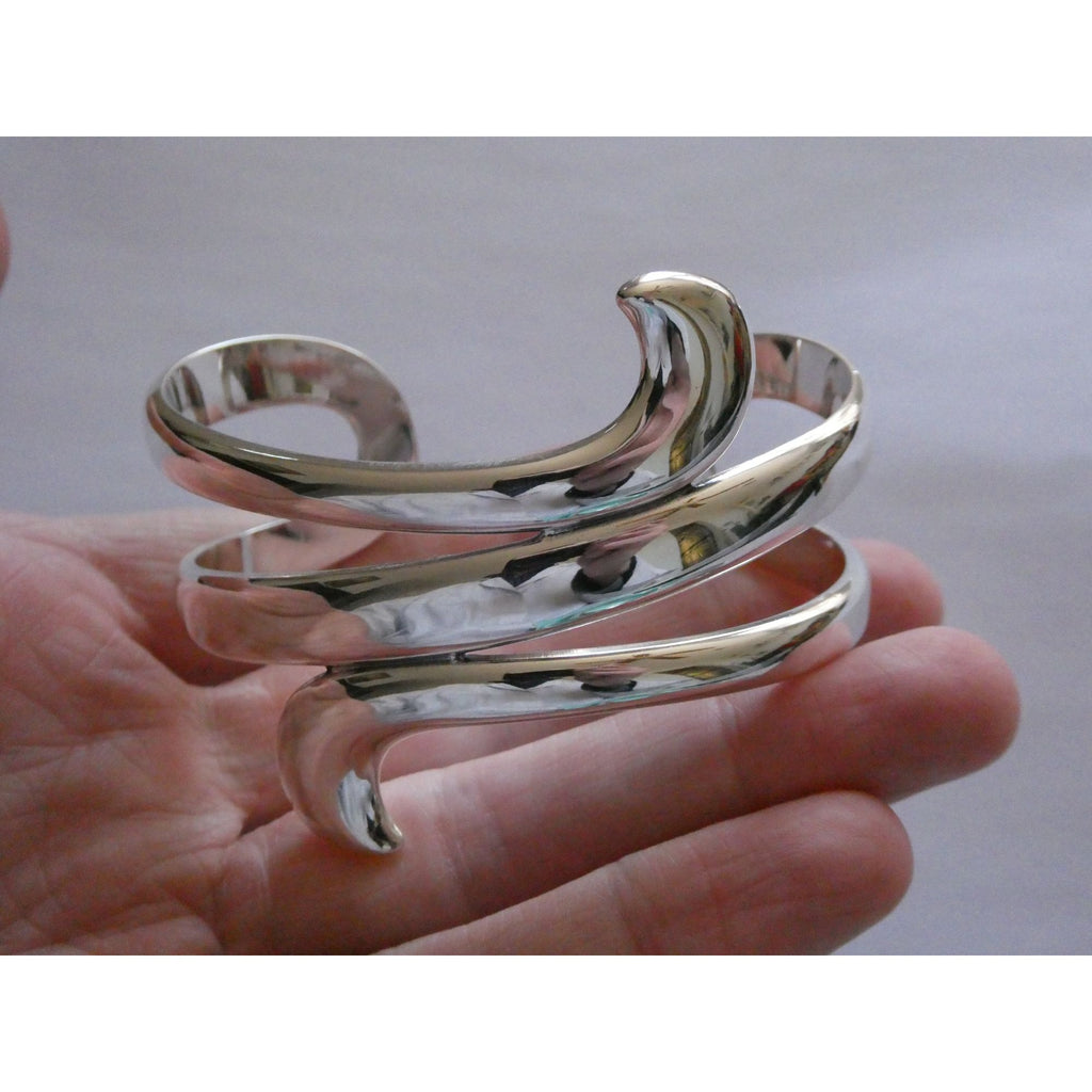 James Avery Sterling Silver Avante Swirl Wave Cuff Bracelet 67g 7 Inches Size
