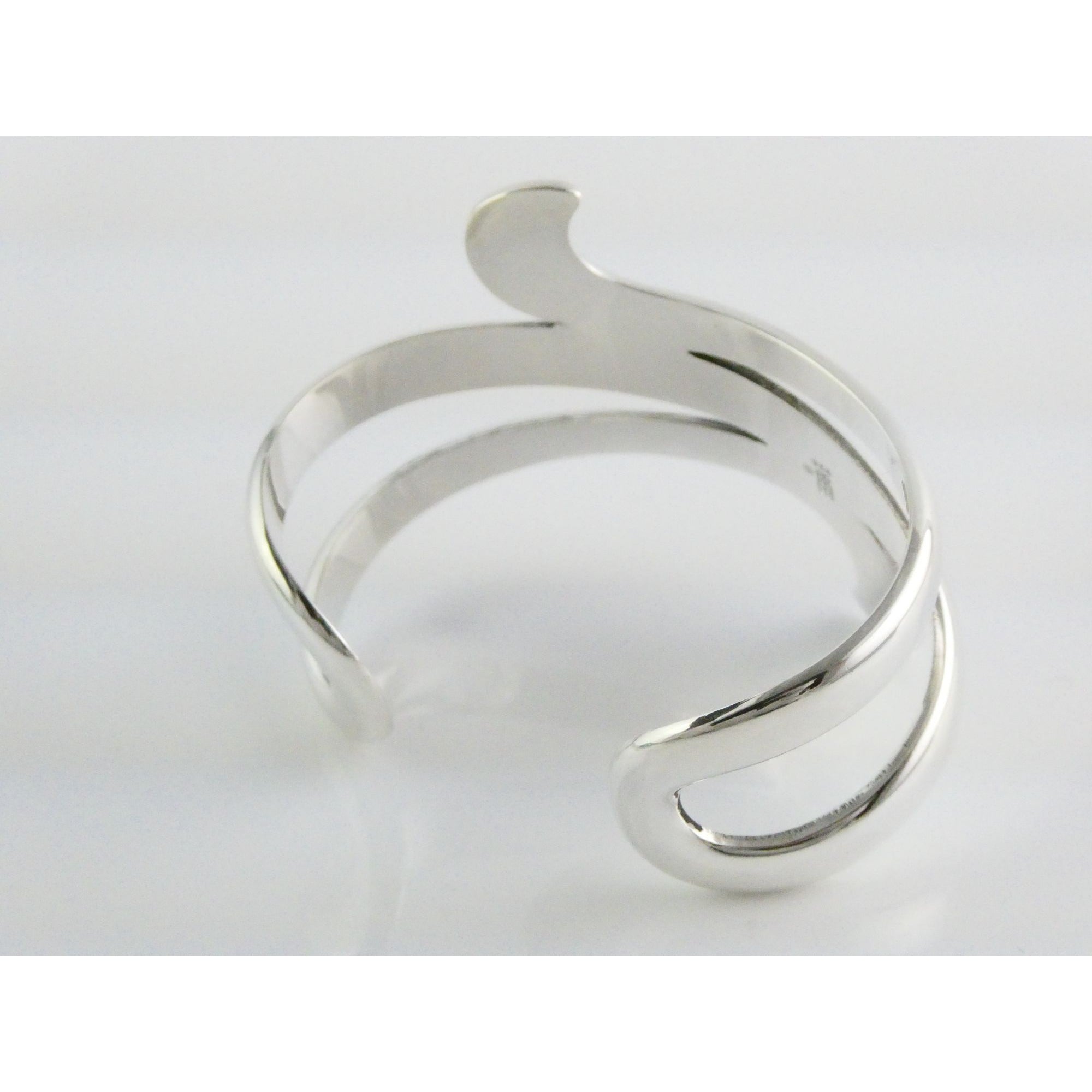 James Avery Sterling Silver Avante Swirl Wave Cuff Bracelet 67g 7 Inches Size
