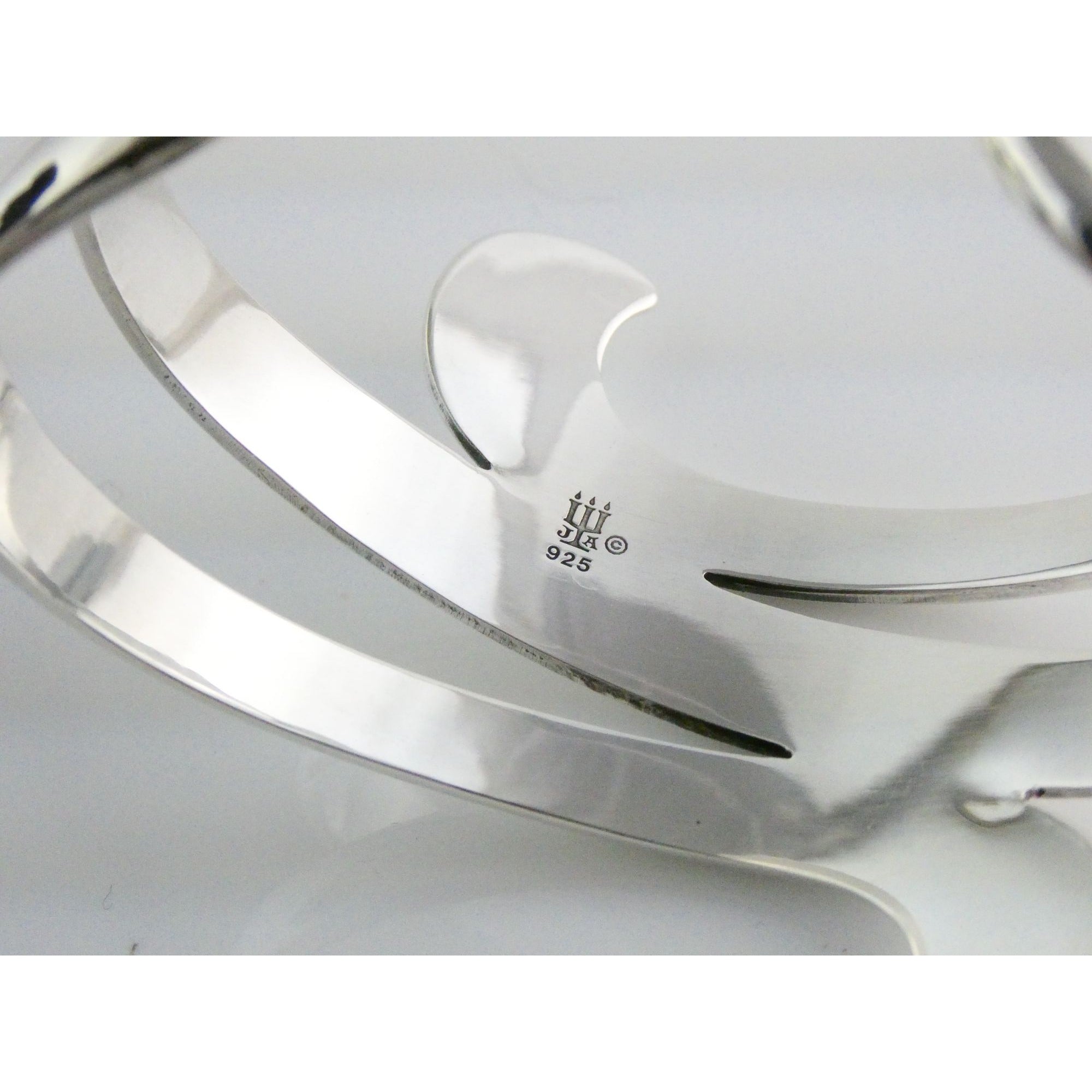 James Avery Sterling Silver Avante Swirl Wave Cuff Bracelet 67g 7 Inches Size