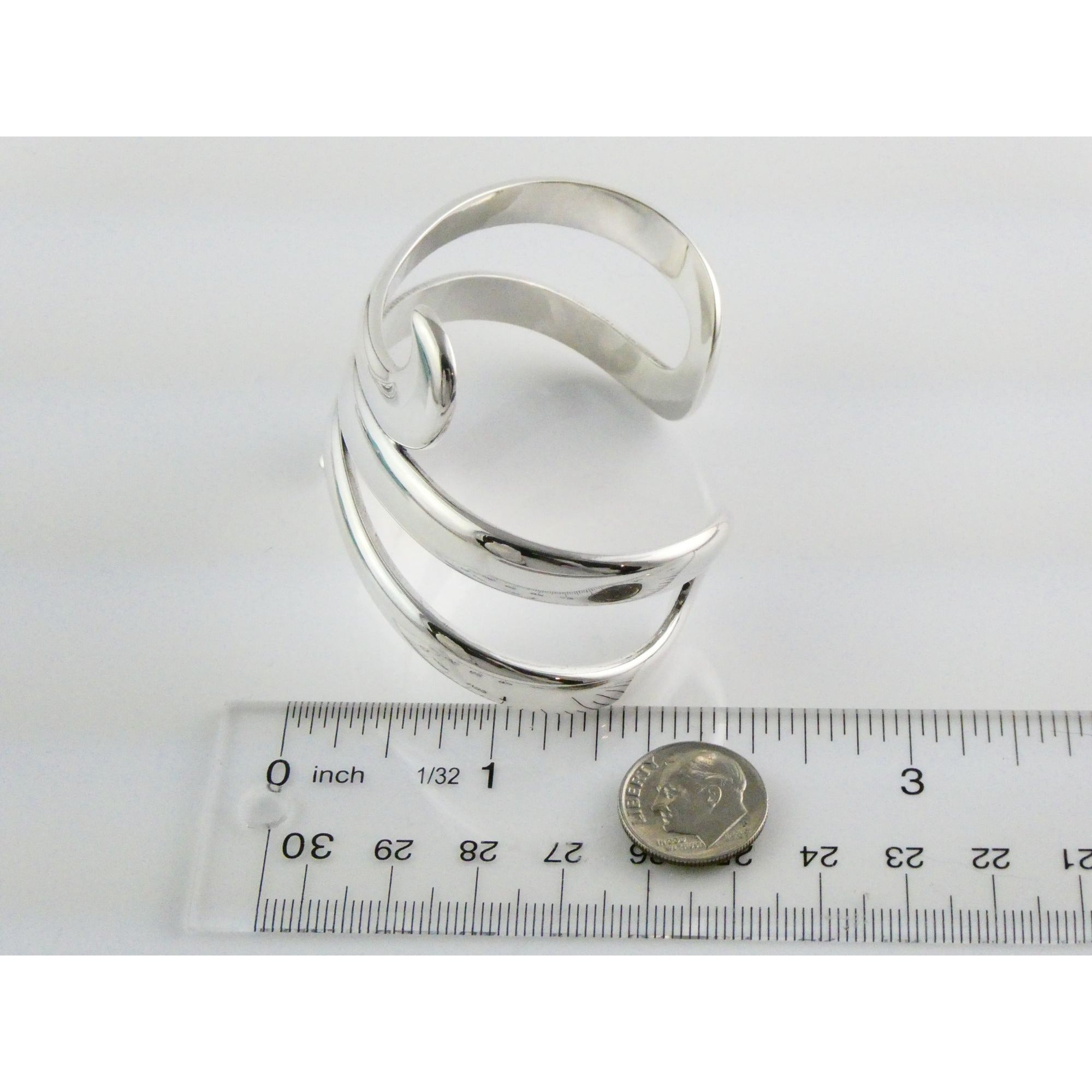 James Avery Sterling Silver Avante Swirl Wave Cuff Bracelet 67g 7 Inches Size