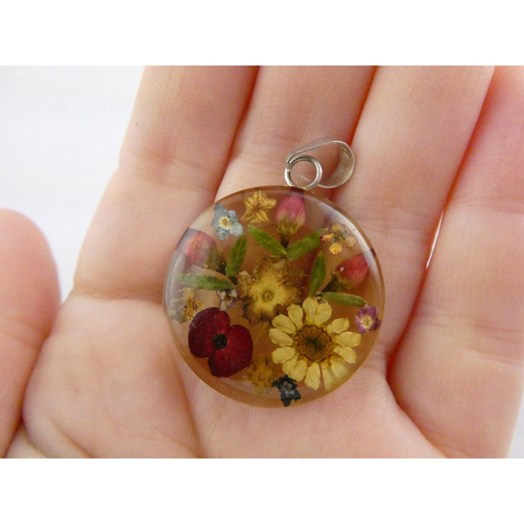 Sterling Silver Resin Encased Dried Flowers Circle Pendant 5.5g 39mm Length