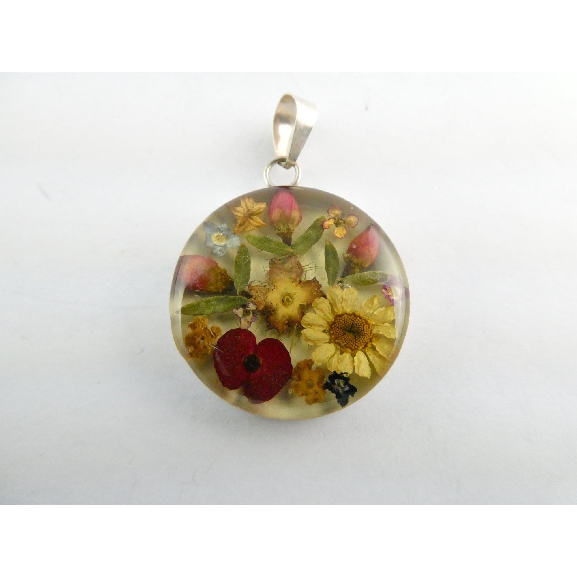 Sterling Silver Resin Encased Dried Flowers Circle Pendant 5.5g 39mm Length