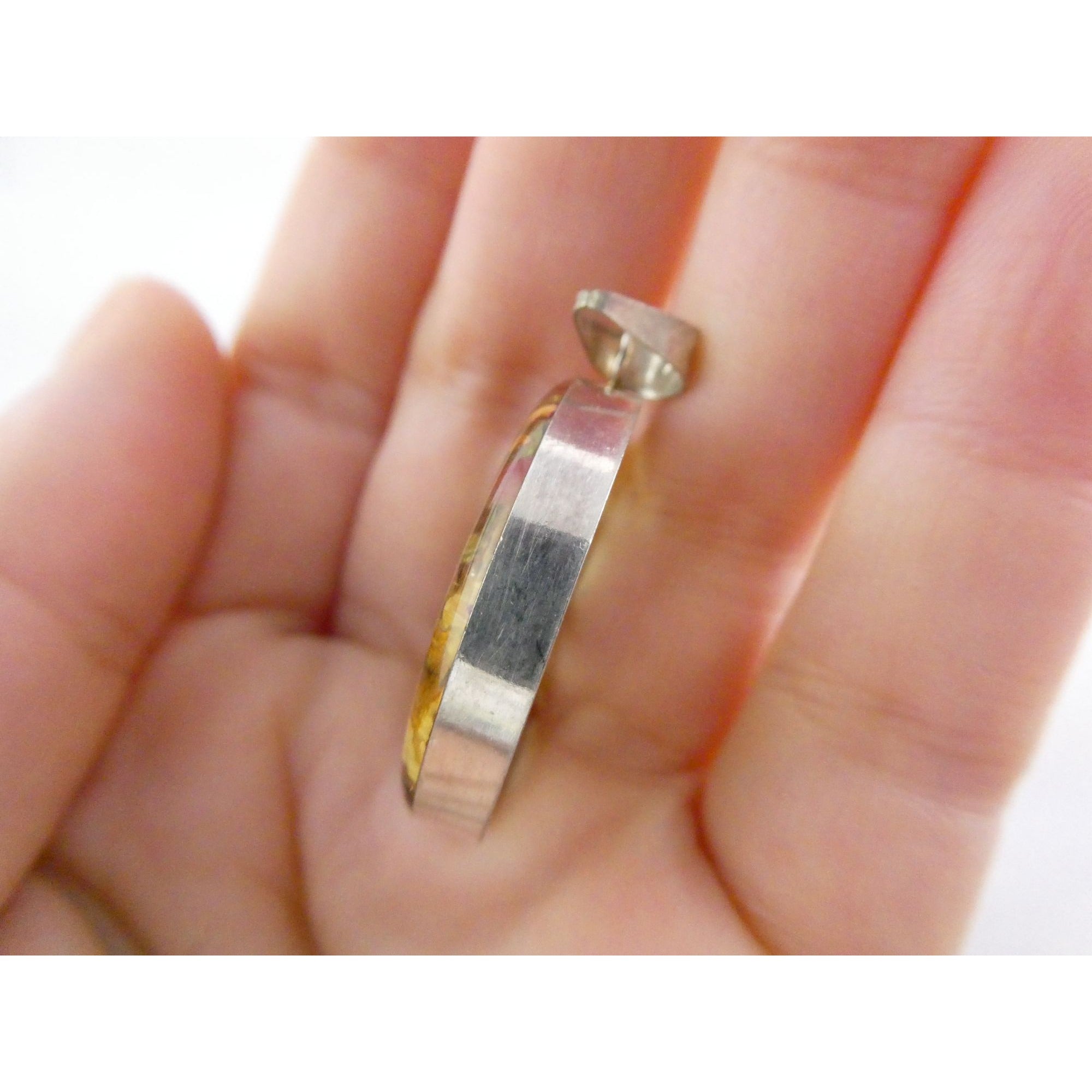 Sterling Silver Resin Encased Dried Flowers Circle Pendant 5.5g 39mm Length