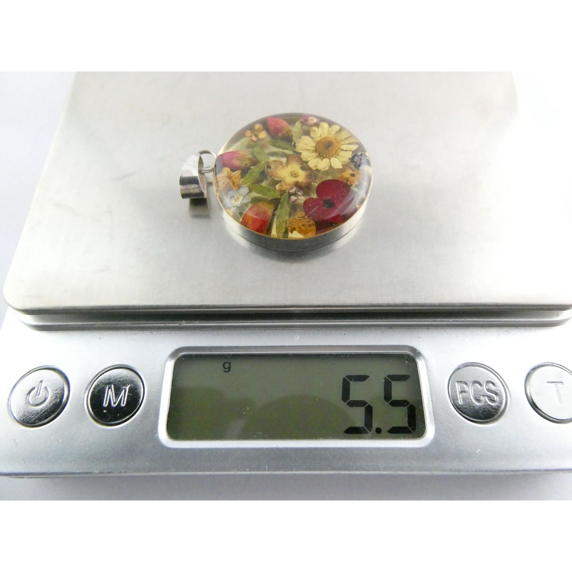 Sterling Silver Resin Encased Dried Flowers Circle Pendant 5.5g 39mm Length