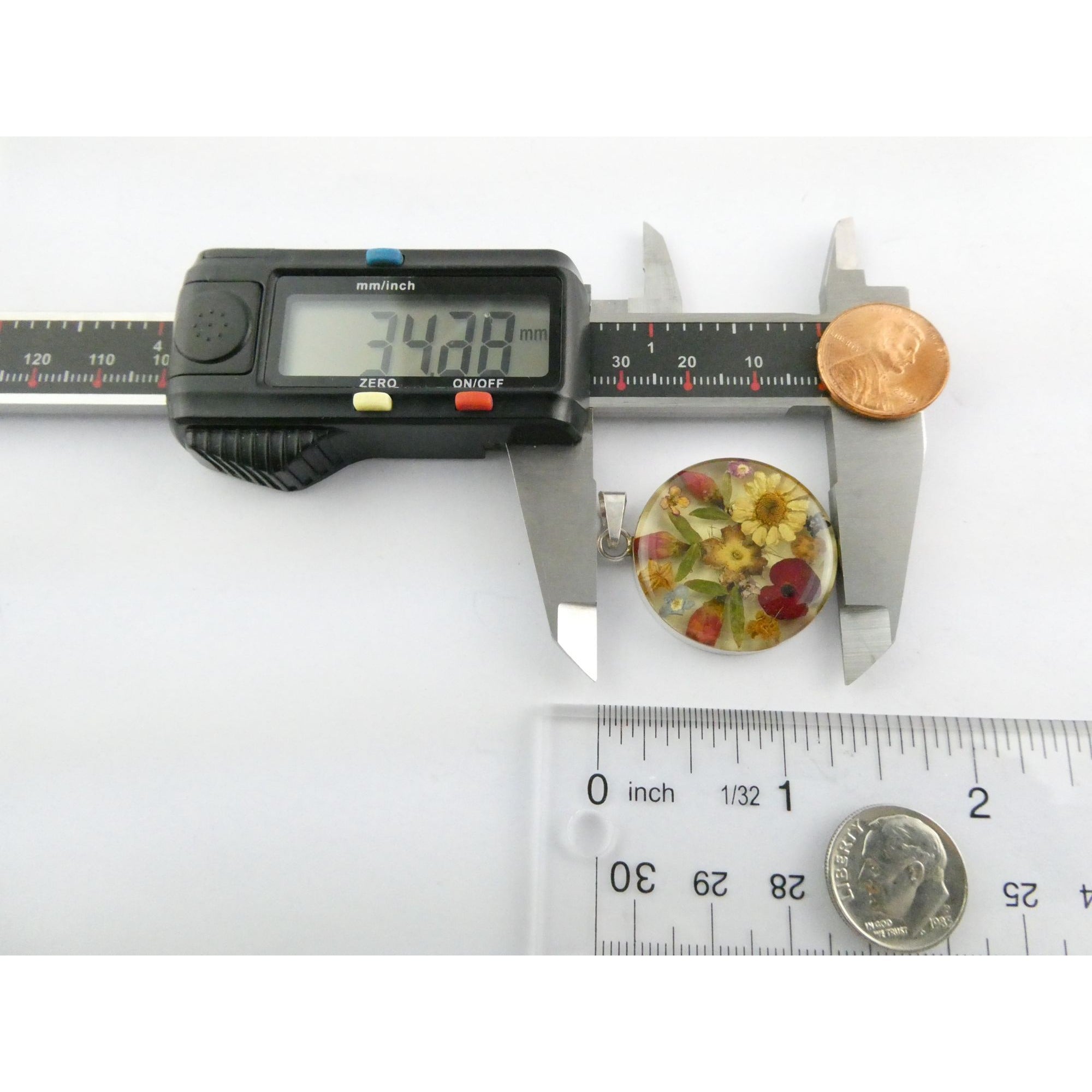 Sterling Silver Resin Encased Dried Flowers Circle Pendant 5.5g 39mm Length
