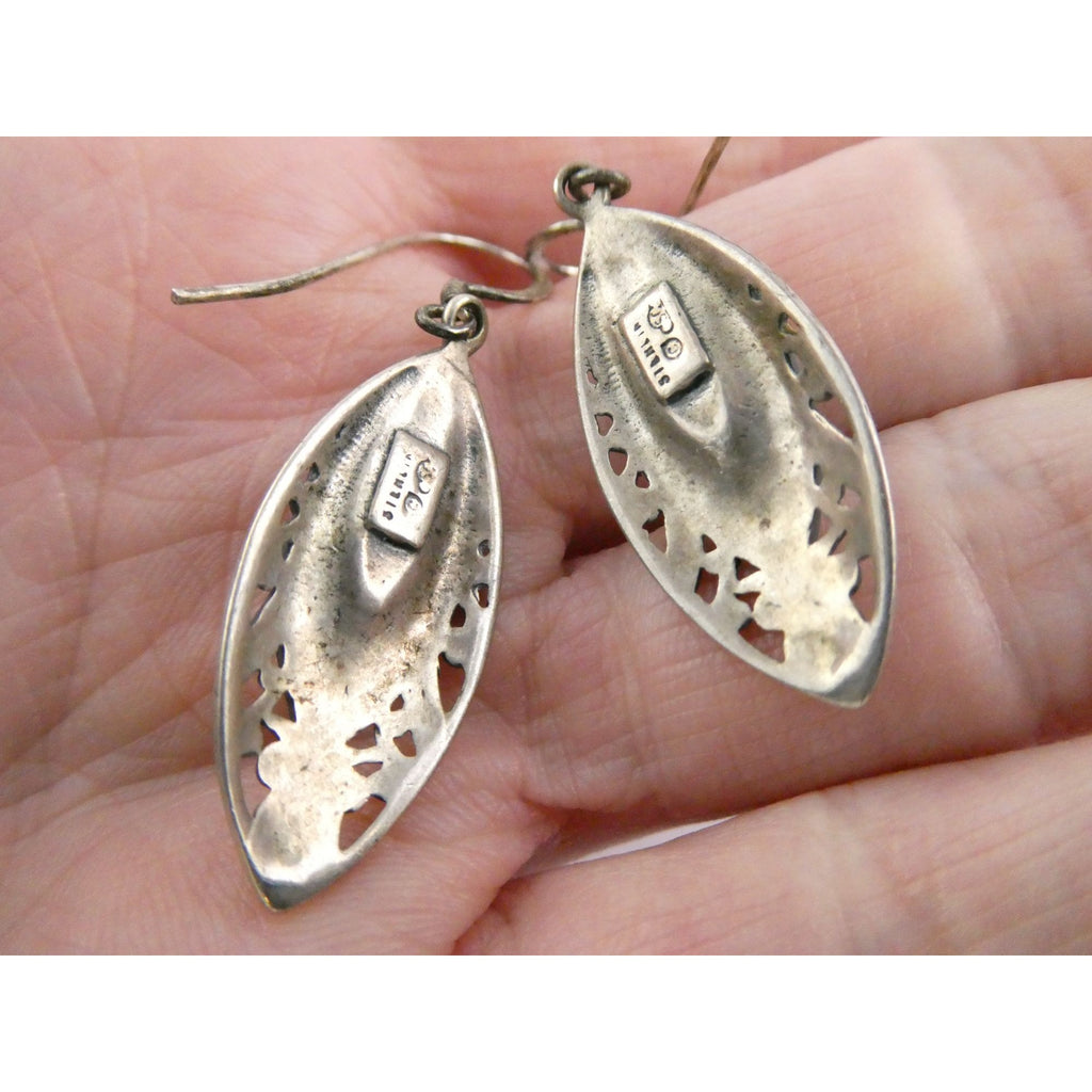 Vintage Silver Cloud Sterling Silver MOP Shell Pointed Oval Dangling Earrings 7g